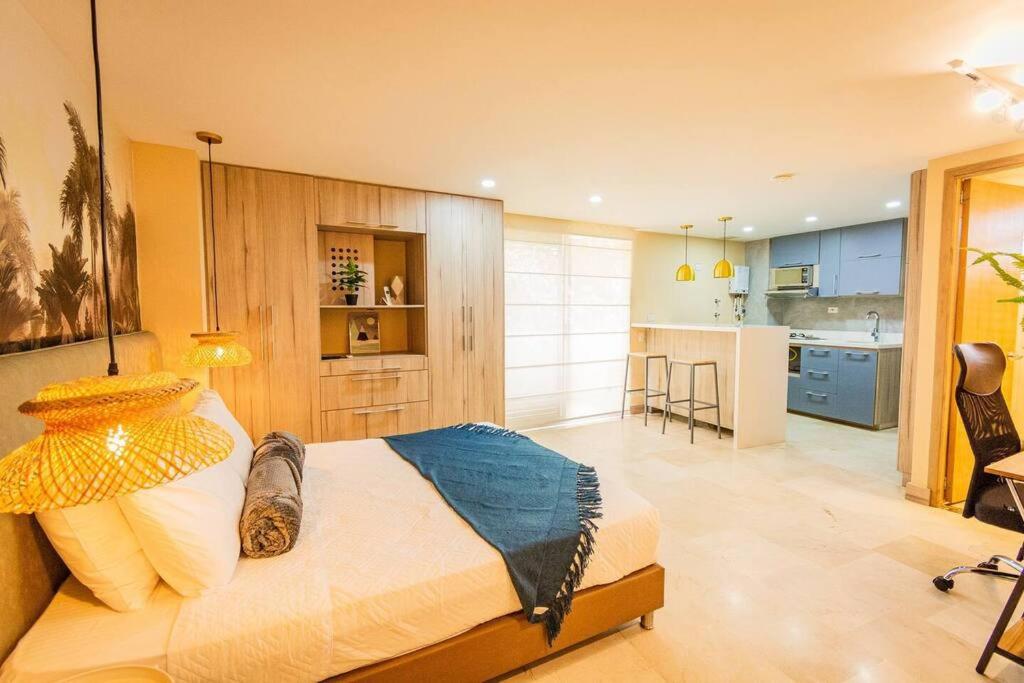Stylish loft, balcony, fast internet, parking 210