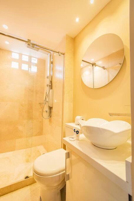 Stylish loft, balcony, fast internet, parking 210