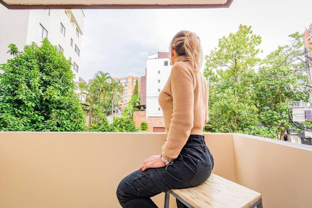 Stylish loft, balcony, fast internet, parking 210