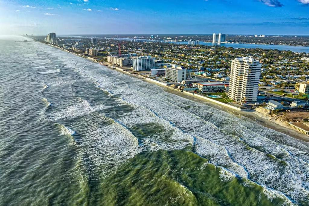 Daytona Beach Living Horizon Condos view 5