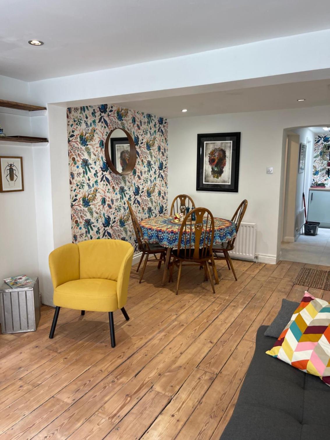 North Laine Sunny Cottage - PARKING available view 4