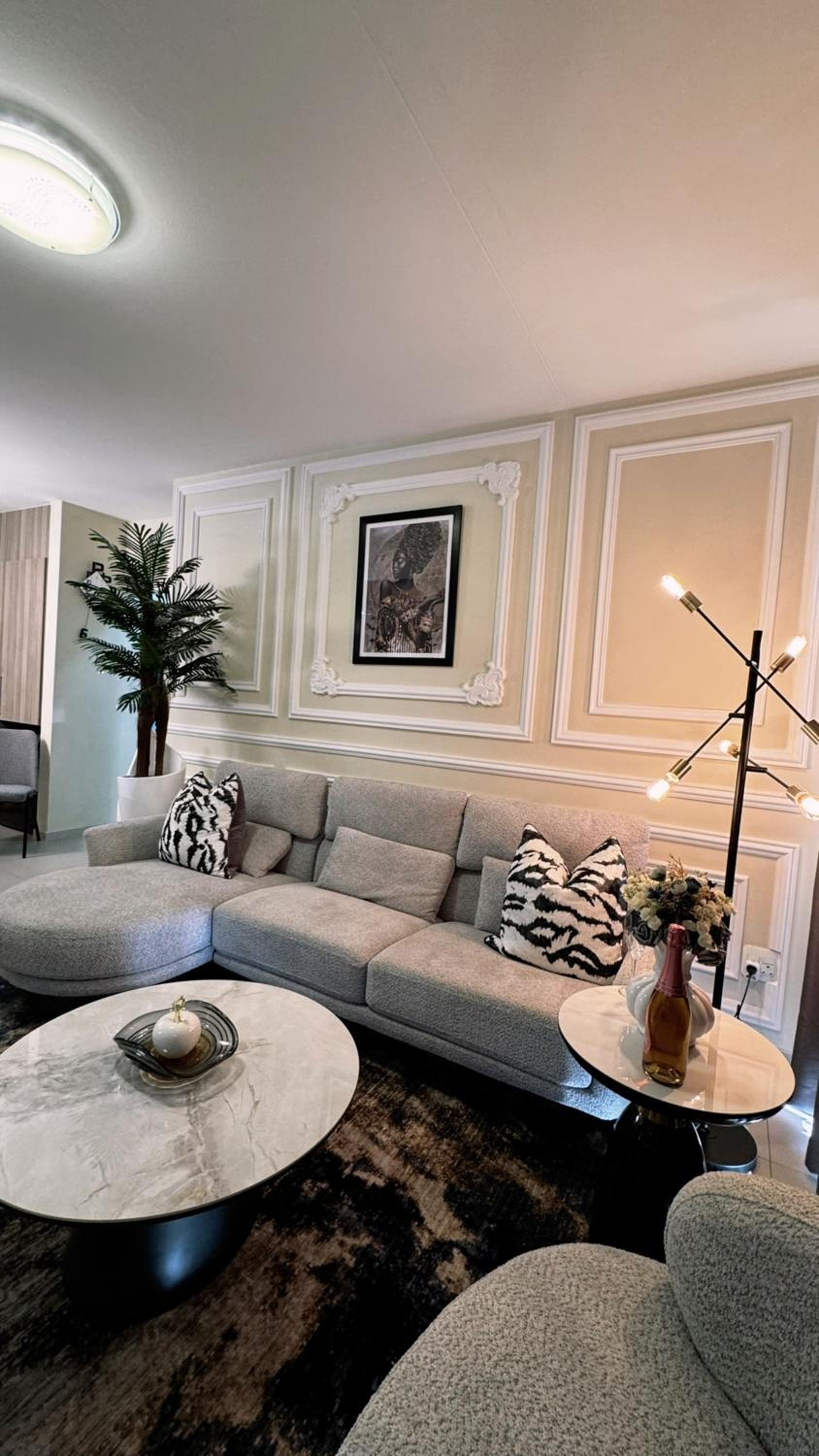 Johannesburg Vacations - DDLuxury Rivonia Apartments with inverter - Property Image 21