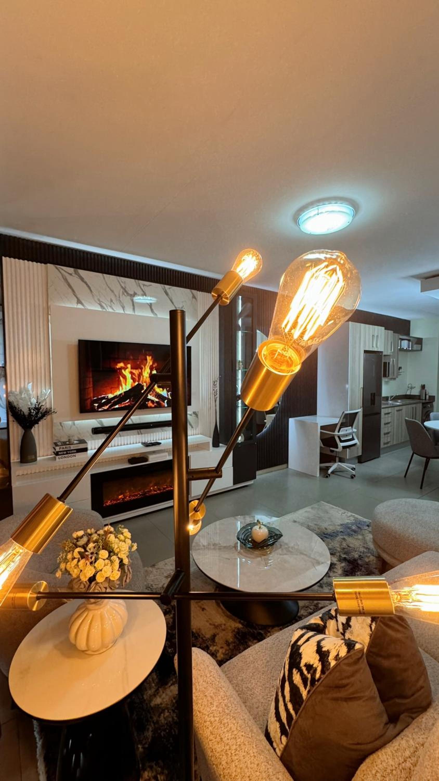 Johannesburg Vacations - DDLuxury Rivonia Apartments with inverter - Property Image 10
