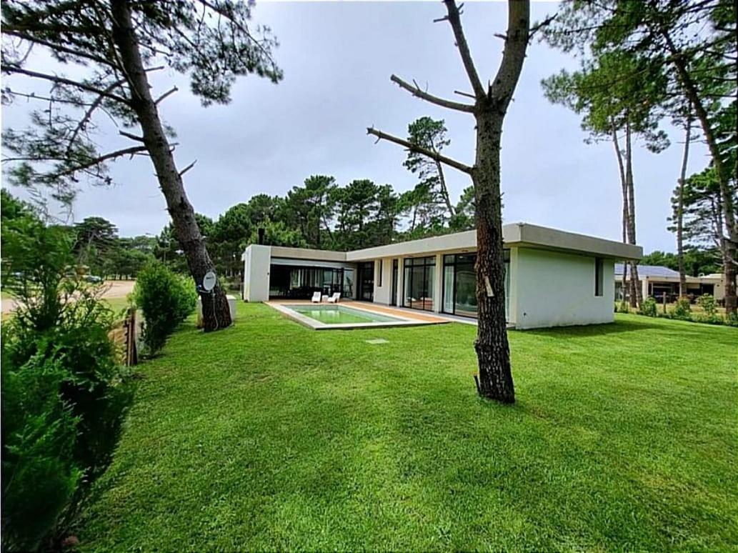Casa 7 personas Bo. Los Alamos Pinamar