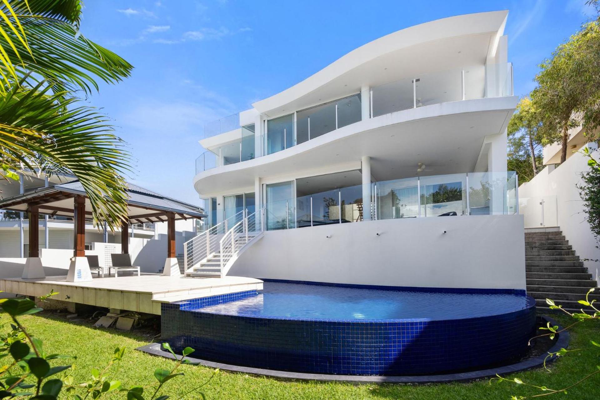 7 on Pelican Street Peregeian Beach