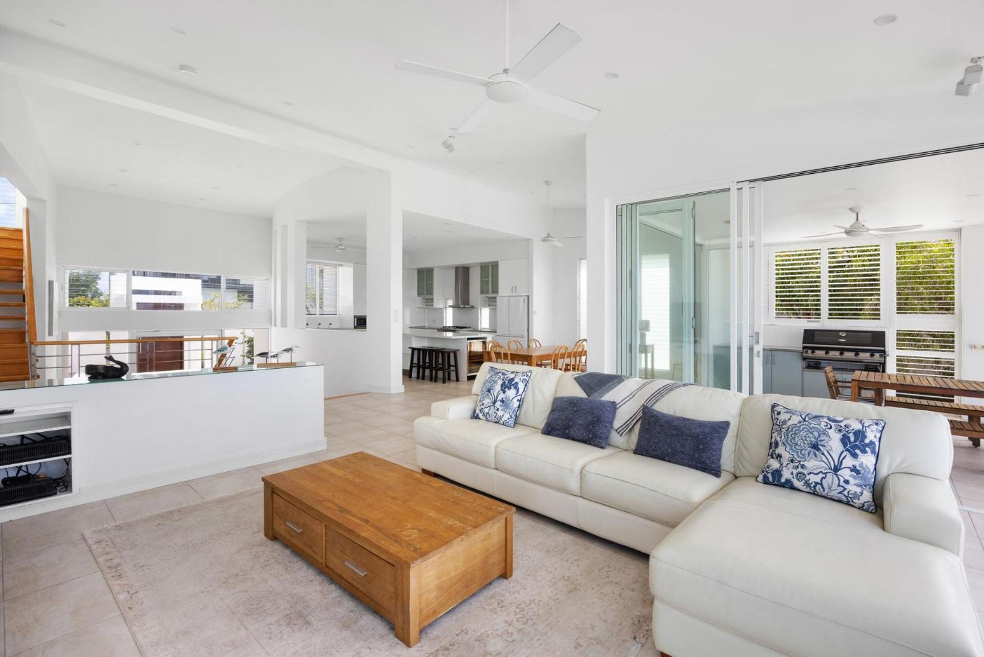 7 on Pelican Street Peregeian Beach