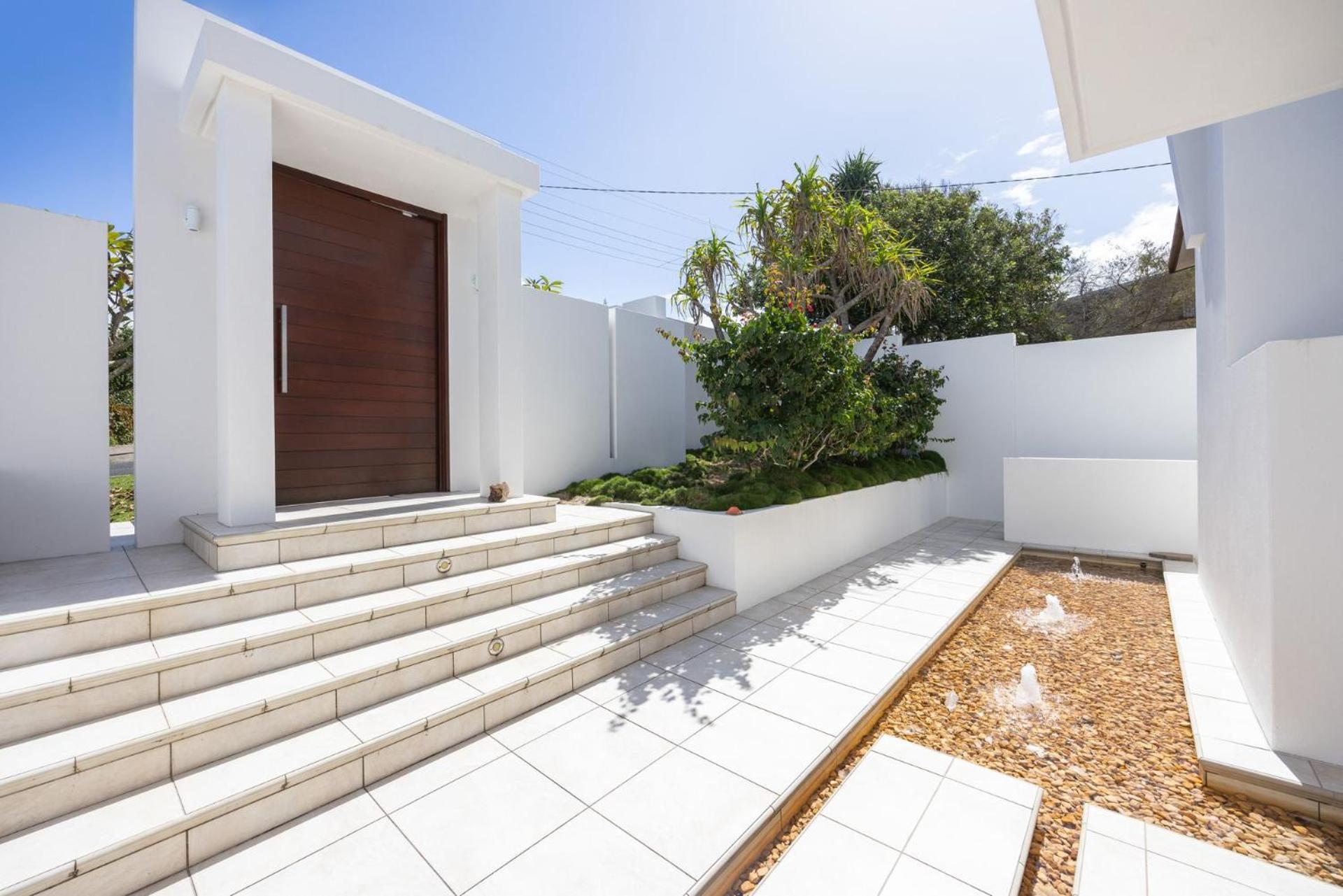 7 on Pelican Street Peregeian Beach