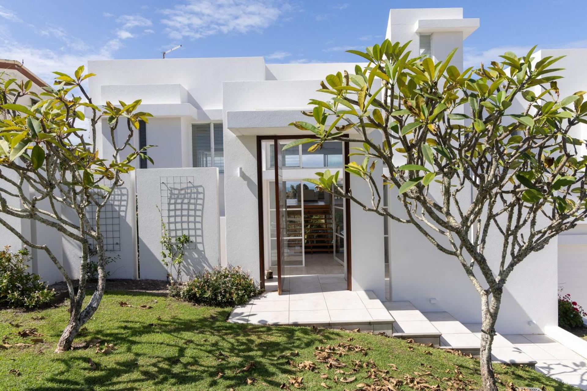 7 on Pelican Street Peregeian Beach