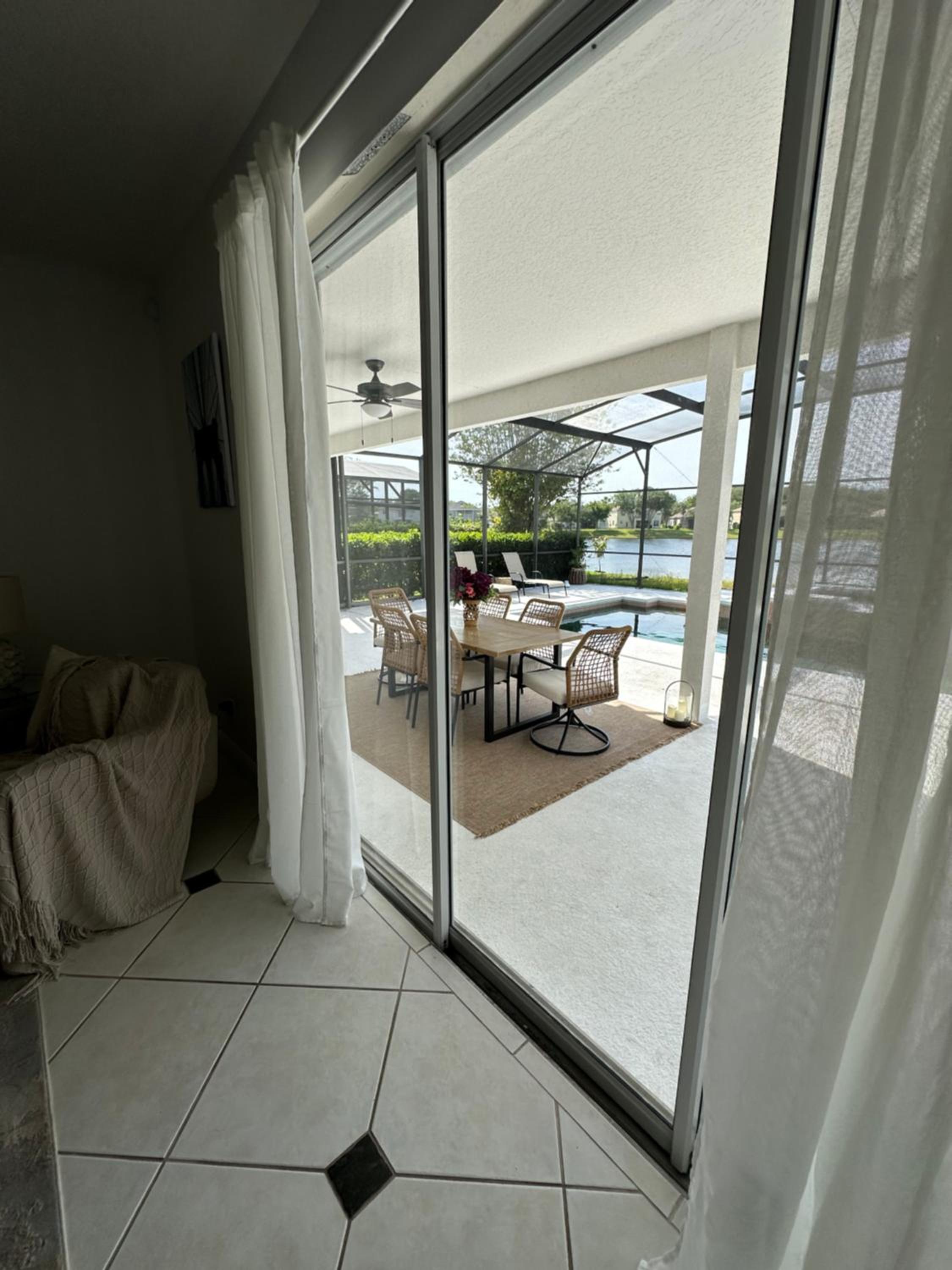 Family friendly! Close to MCO, Disney, Universal