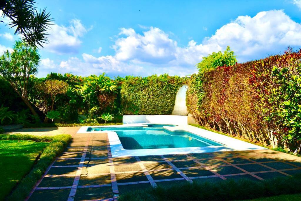 Hermosa Habitación privada en la Sabana, San Jose
