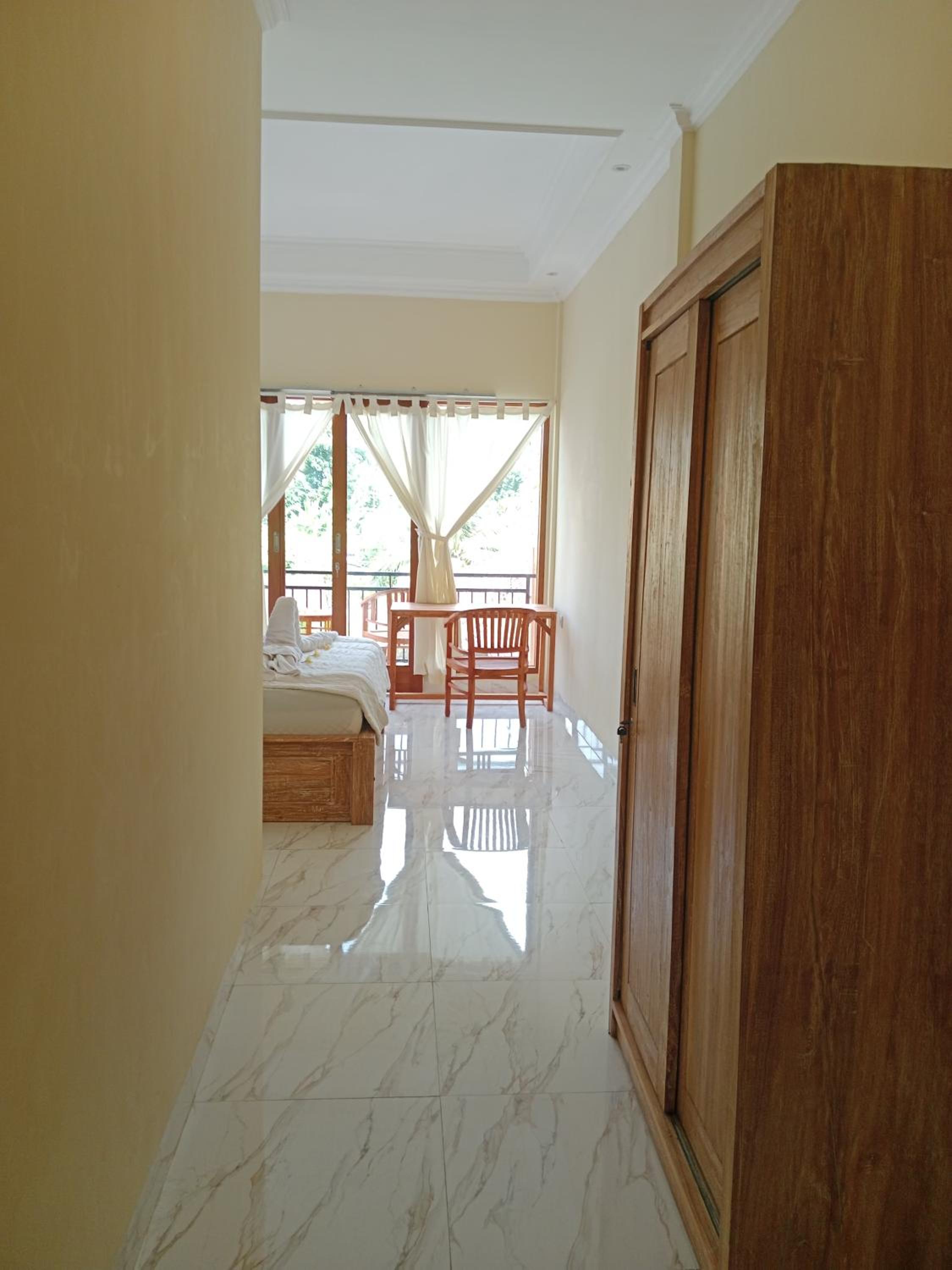 SUNRISE HOUSE
