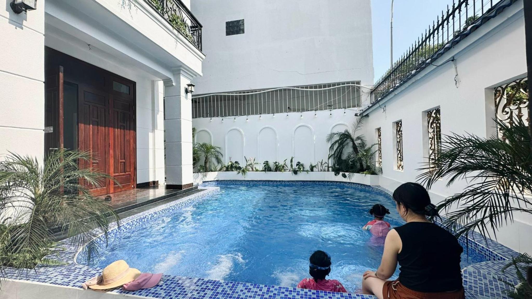 11D Lạc Long Quân view 3