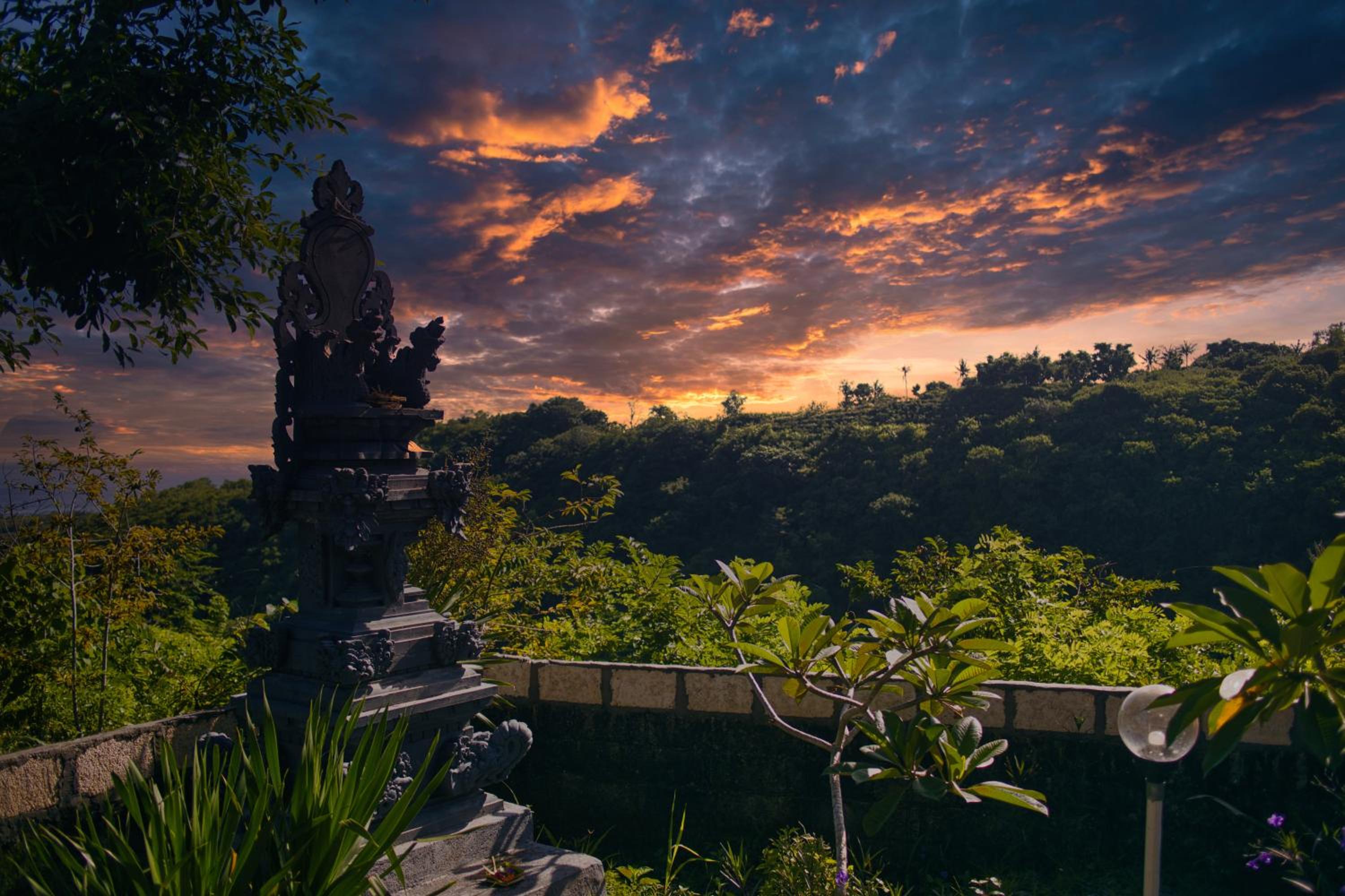 Ayu Hill Bungalows