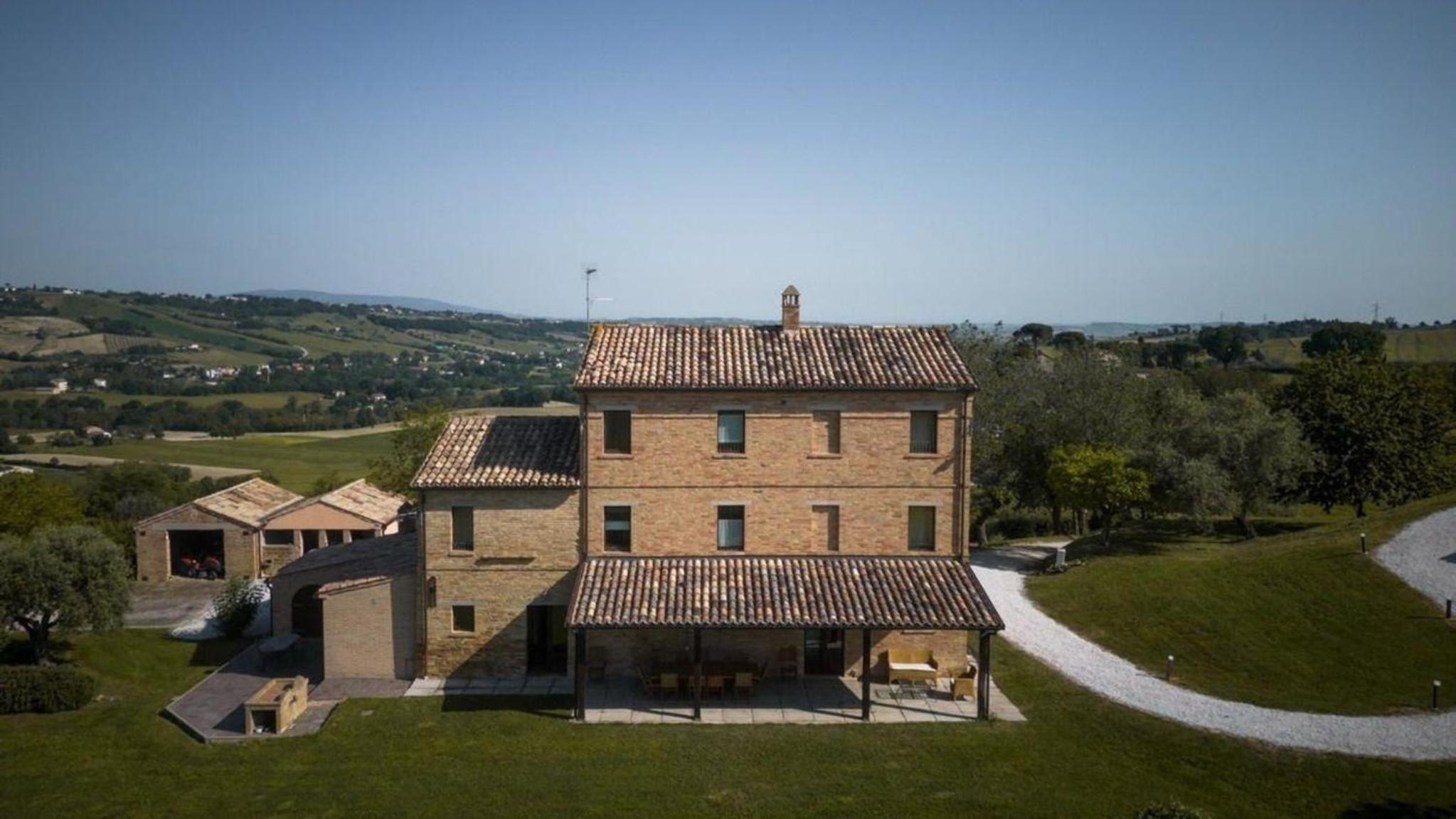 Ferienhaus mit Privatpool für 12 Personen ca 350 m in Loro Piceno, Marken Provinz Macerata view 4
