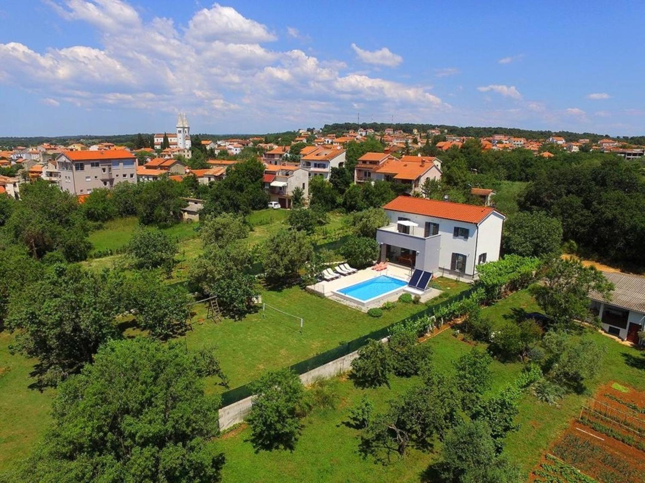 Ferienhaus mit Privatpool für 8 Personen ca 200 qm in Medulin, Istrien Südküste von Istrien - b54257