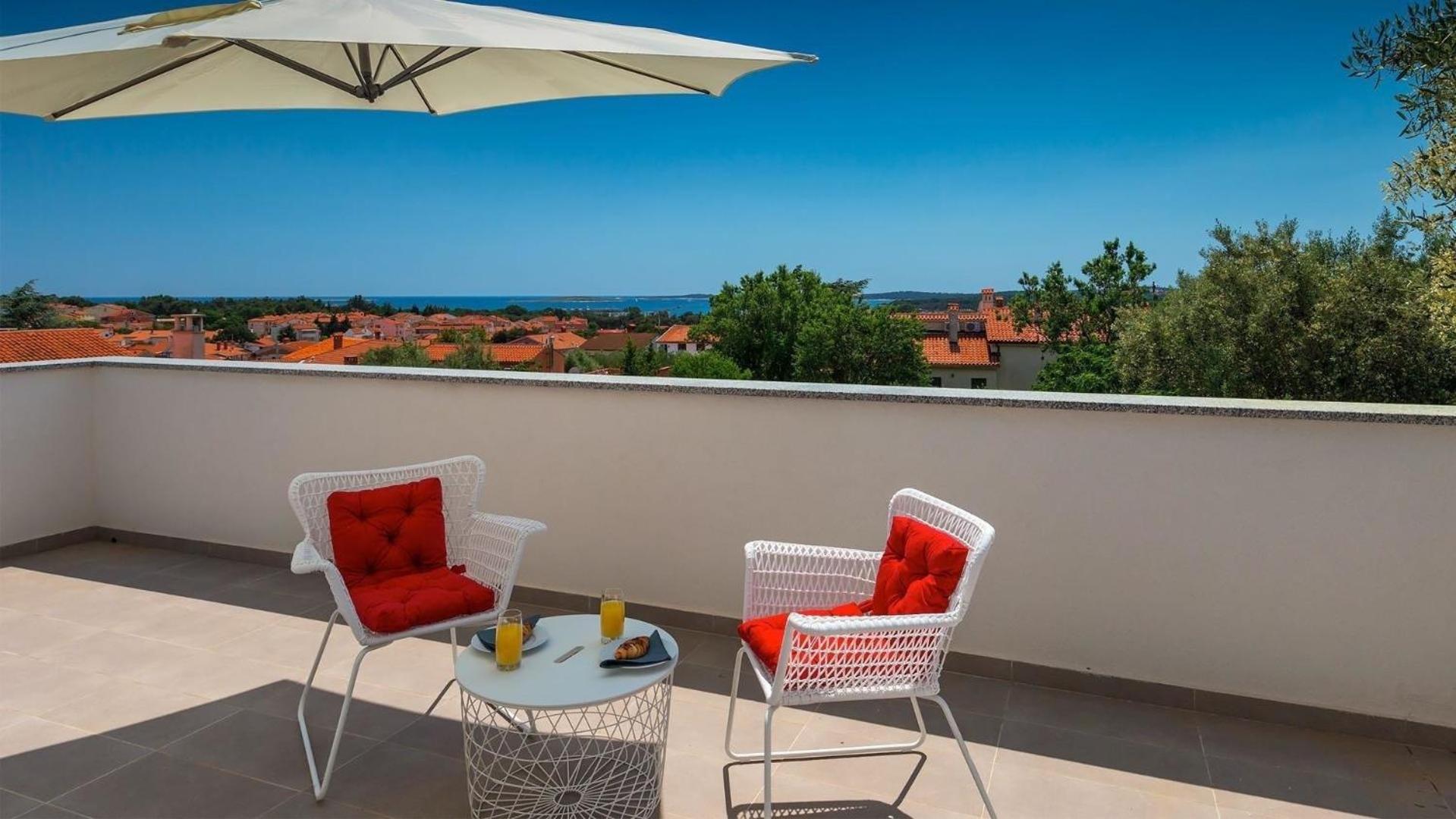 Ferienhaus mit Privatpool für 8 Personen ca 200 qm in Medulin, Istrien Südküste von Istrien - b54257