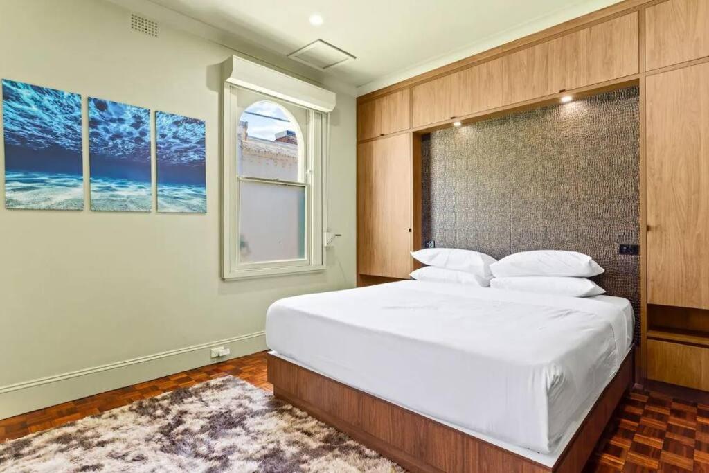 A Luxury Space with Playstation in Darling Harbour