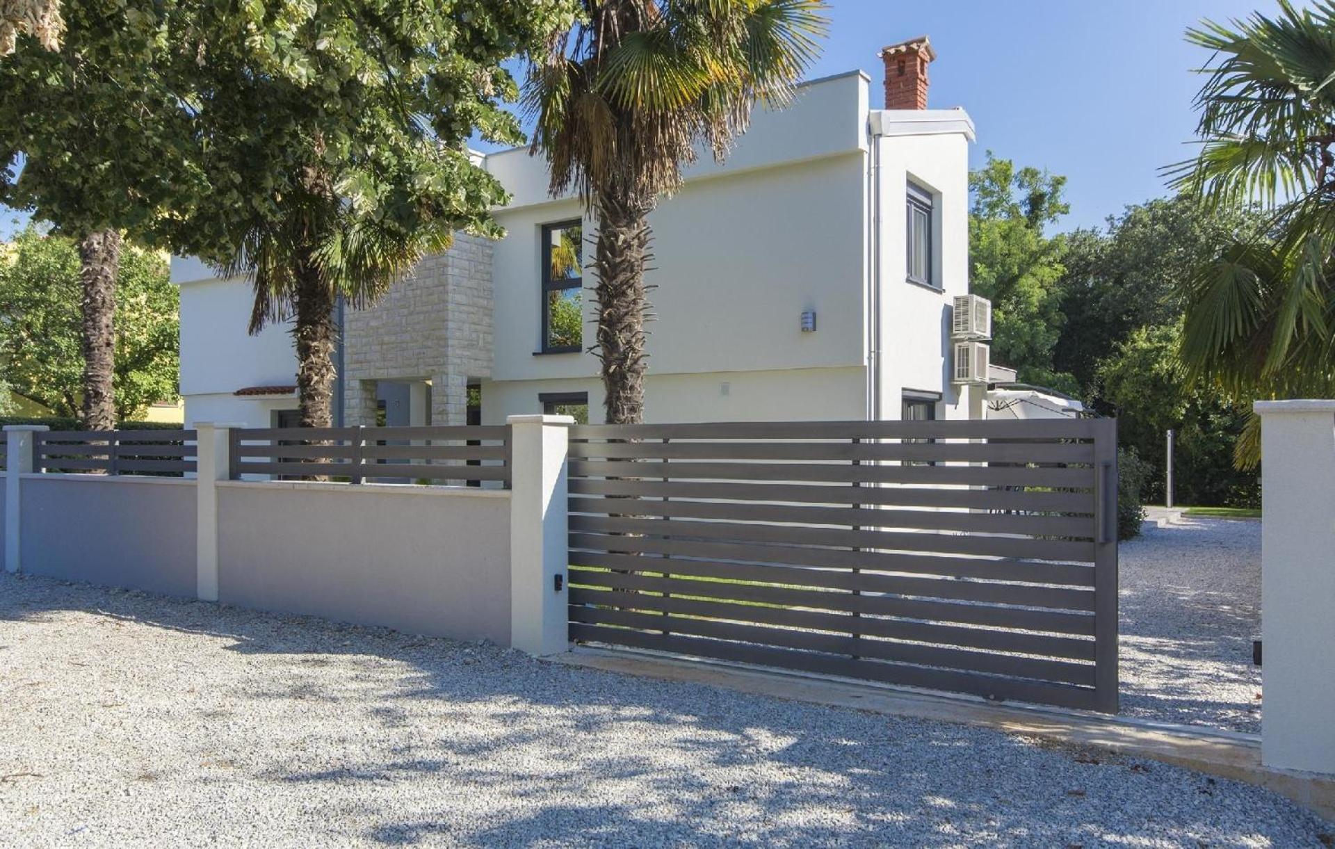 Ferienhaus mit Privatpool für 9 Personen ca 248 qm in Poreč, Istrien Istrische Riviera view 3