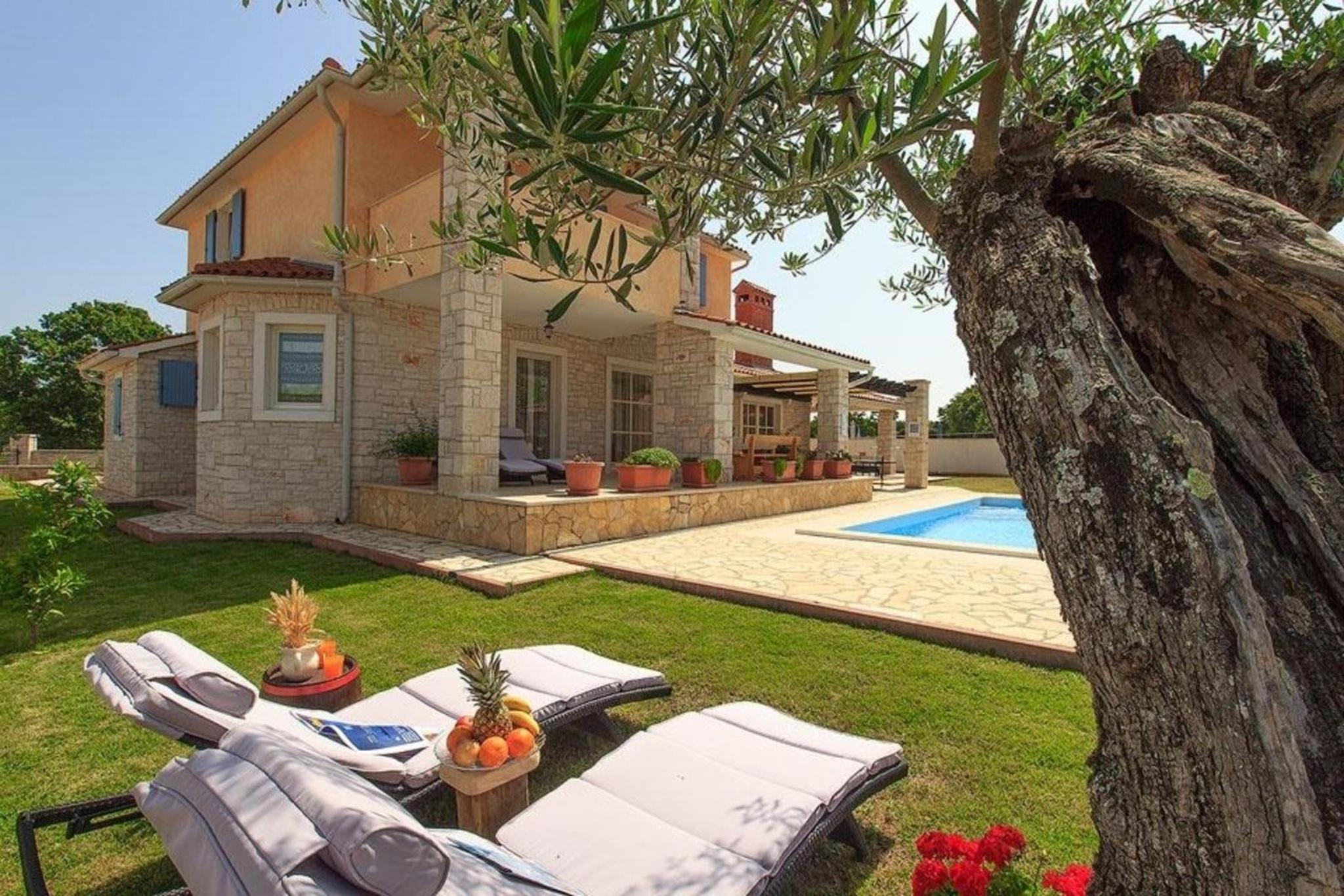 Ferienhaus mit Privatpool für 9 Personen ca 200 qm in Gajana, Istrien Istrische Riviera view 5