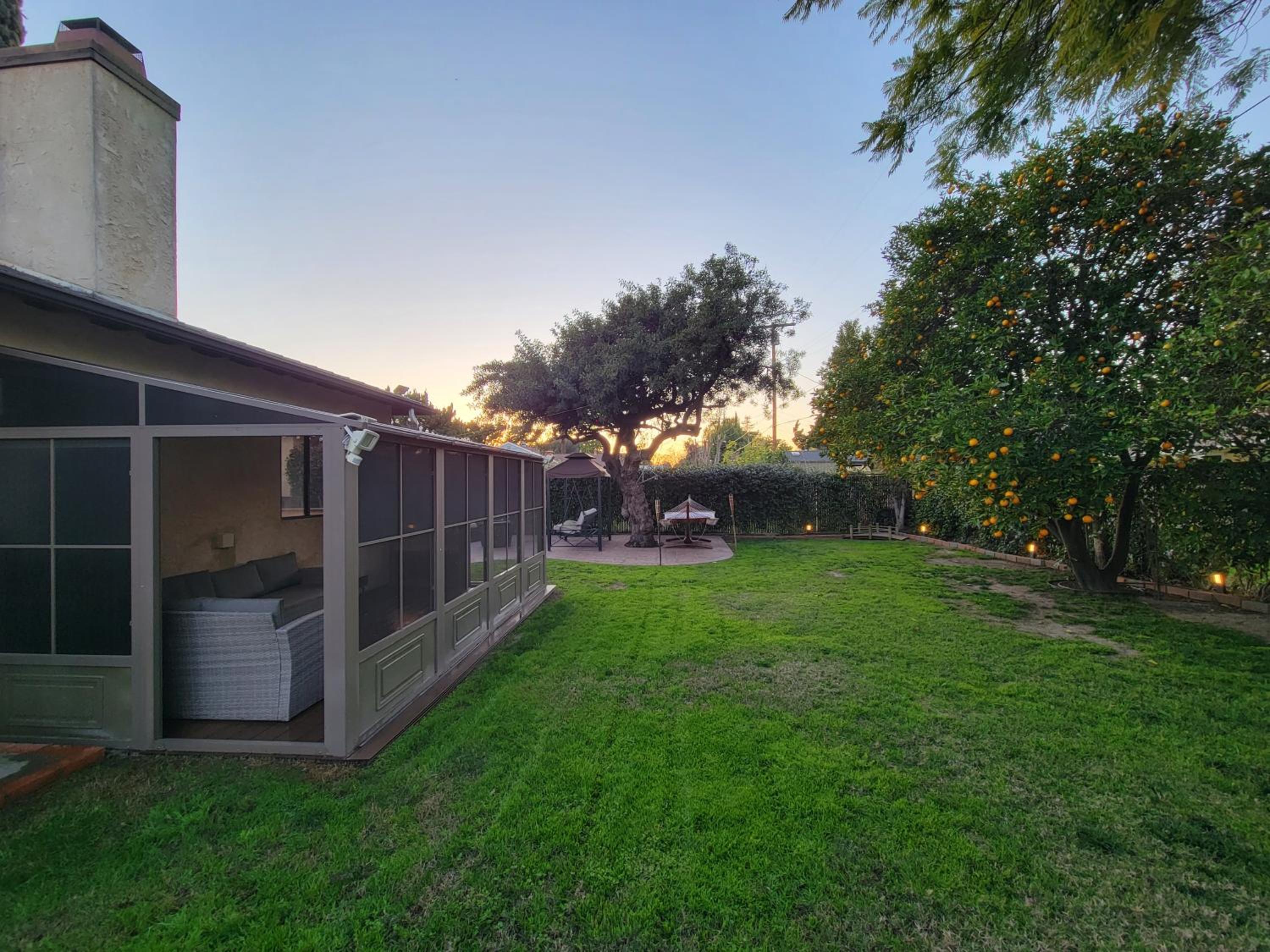 House In Lake Balboa/Los Angeles