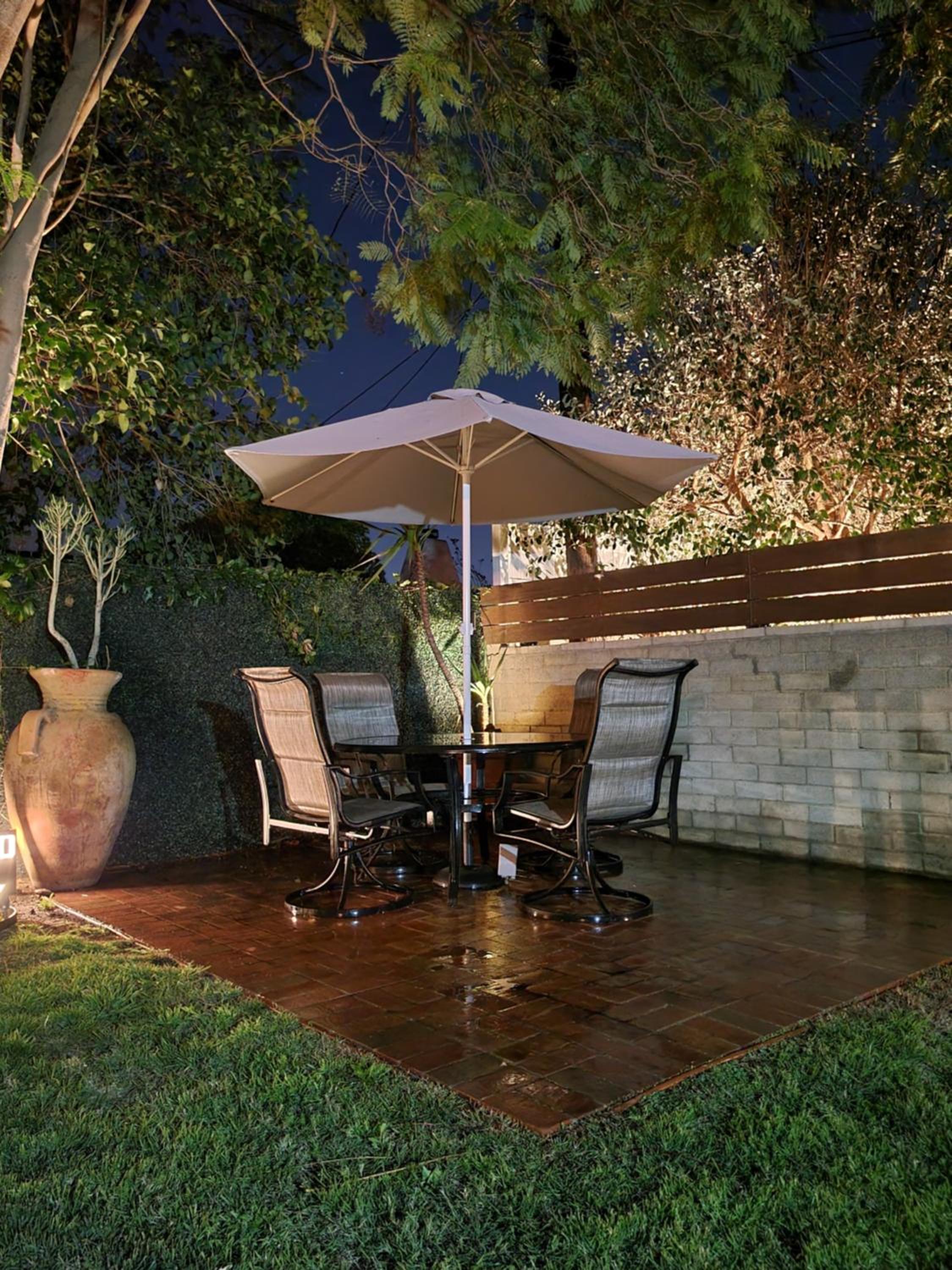 House In Lake Balboa/Los Angeles