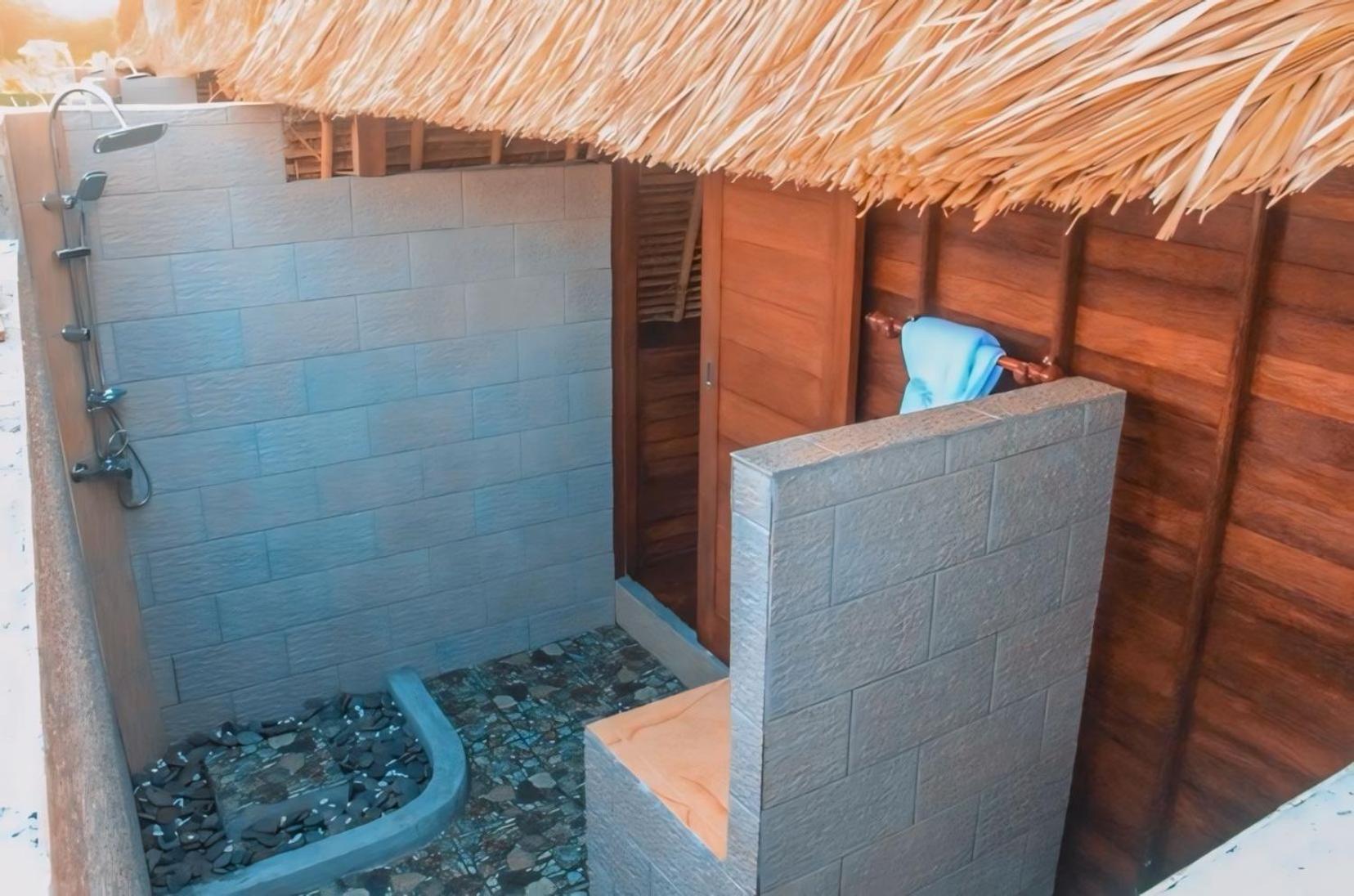Harta Lembongan Villas