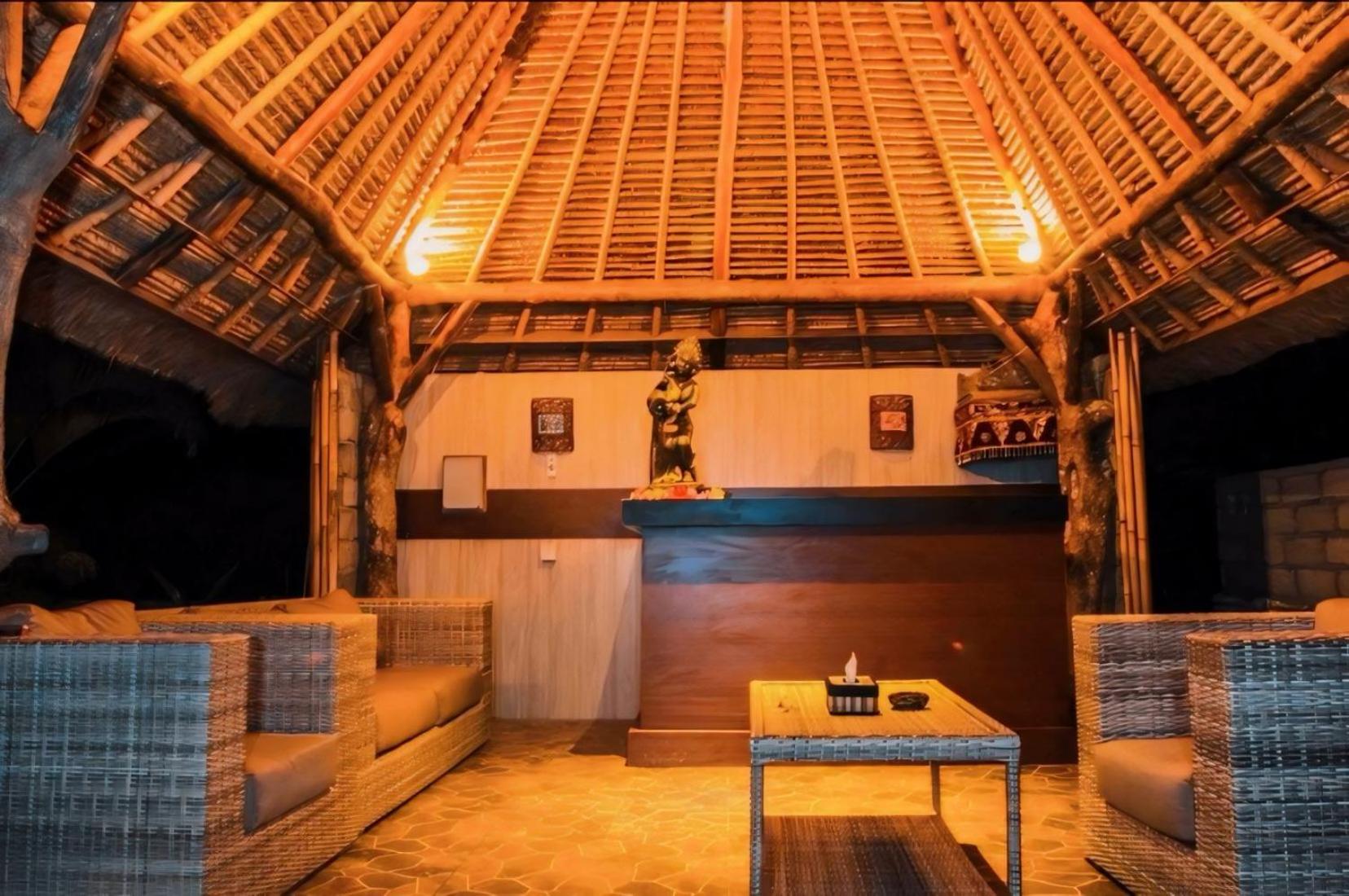 Harta Lembongan Villas