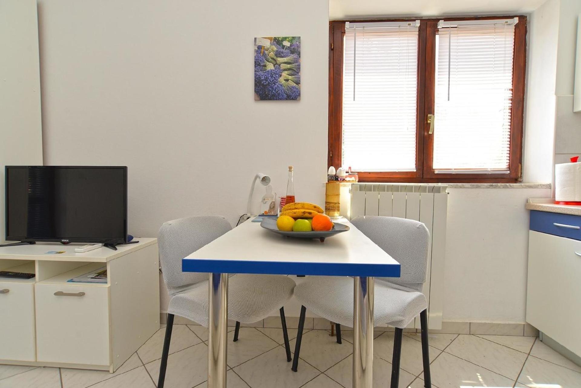 Ferienwohnung für 2 Personen ca 25 qm in Fažana, Istrien Istrische Riviera - b54816