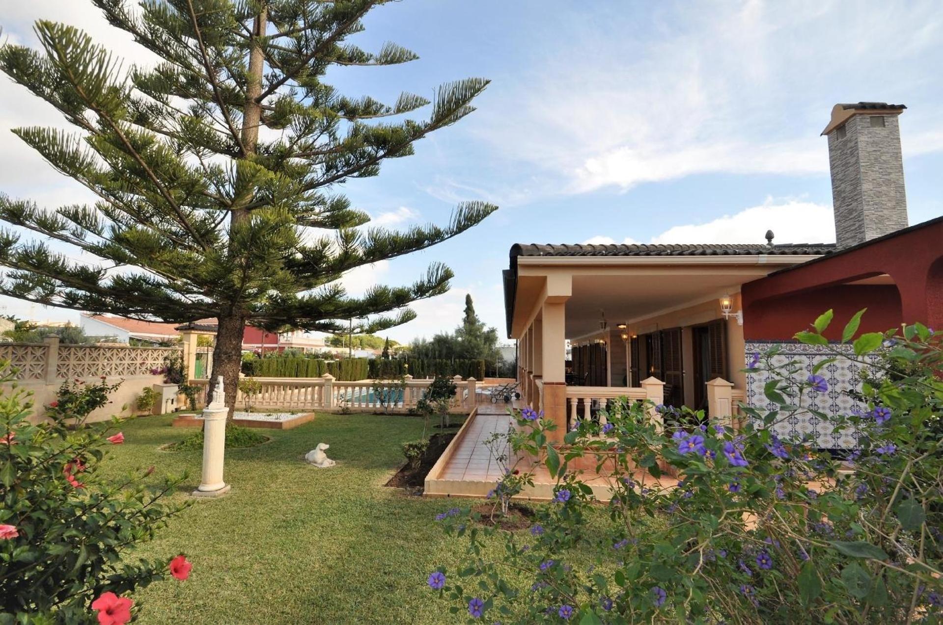 Ferienhaus mit Privatpool für 6 Personen ca 300 qm in Badia Grand, Mallorca Südküste von Mallorca view 2