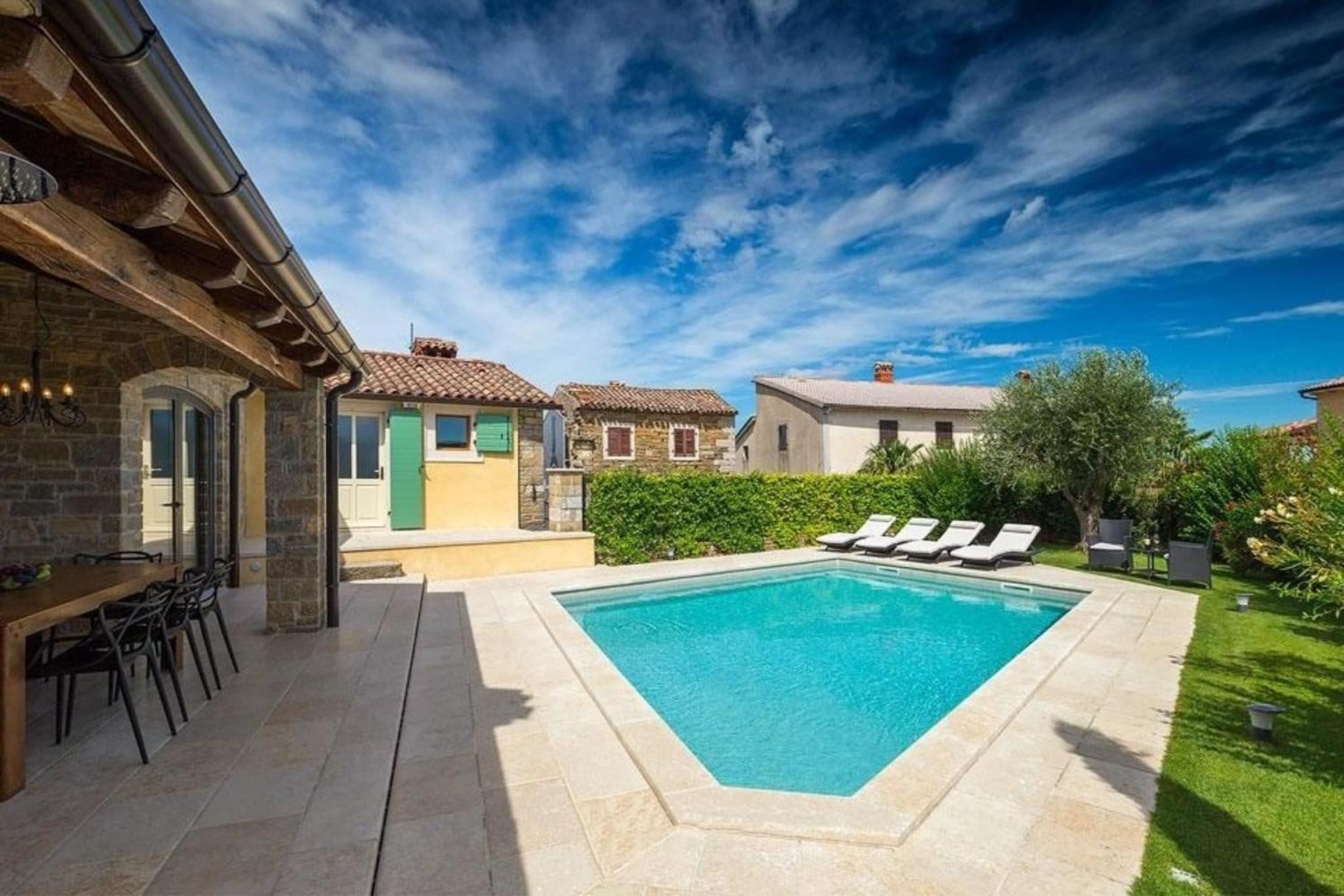 Ferienhaus mit Privatpool für 8 Personen ca 200 qm in Kaldir, Istrien Motuvun und Umgebung view 3