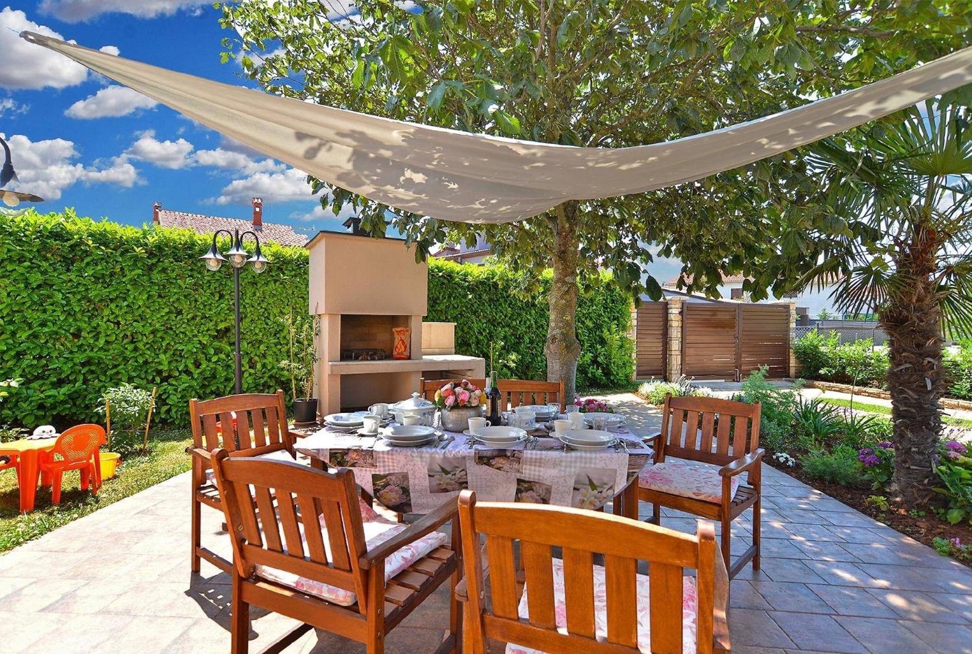 Ferienwohnung für 8 Personen ca 135 qm in Valbandon, Istrien Istrische Riviera view 2