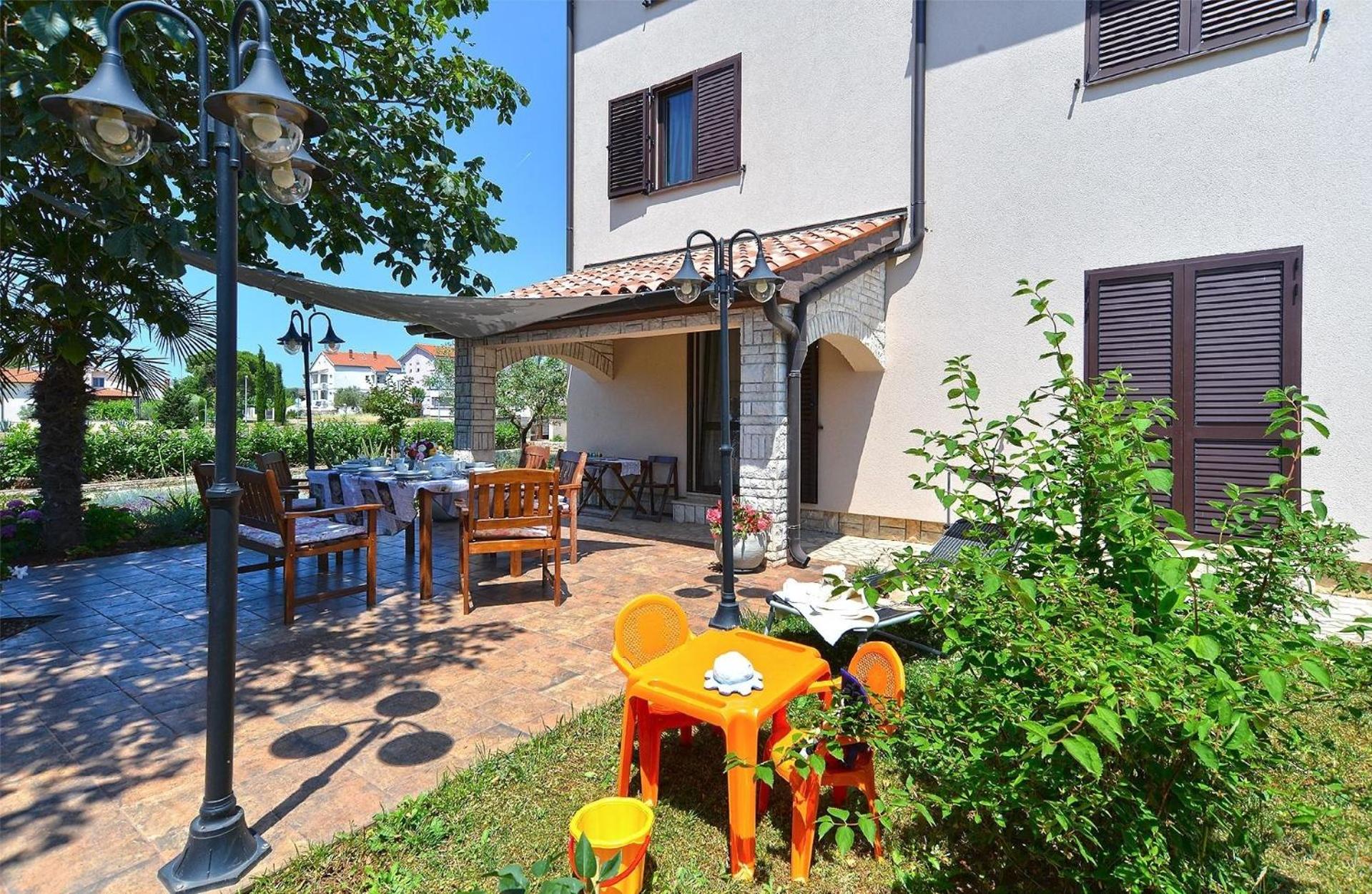 Ferienwohnung für 8 Personen ca 135 qm in Valbandon, Istrien Istrische Riviera view 4