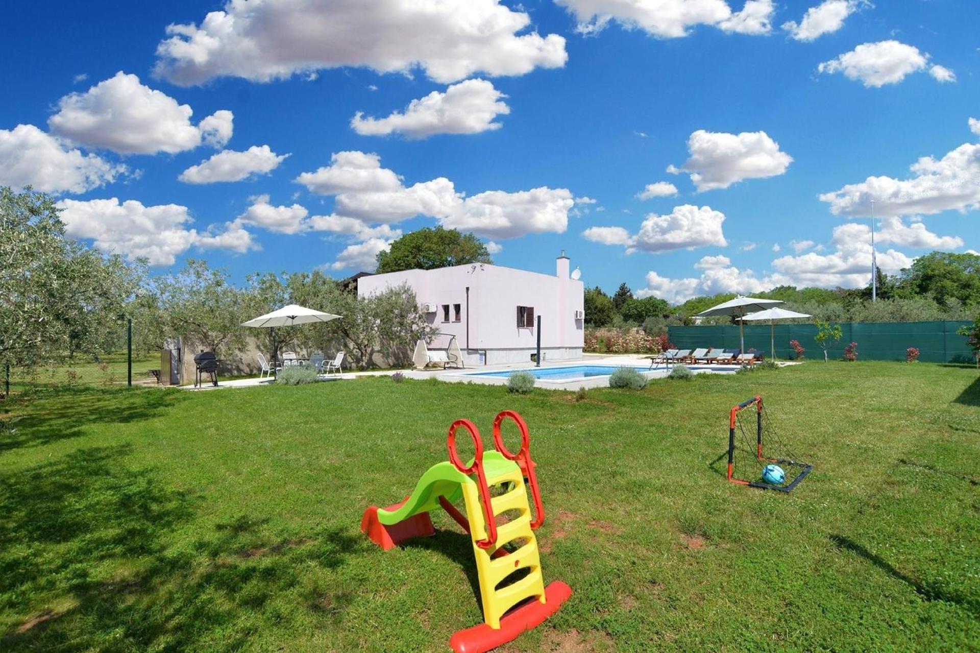 Ferienhaus mit Privatpool für 6 Personen ca 100 qm in Pomer, Istrien Istrische Riviera