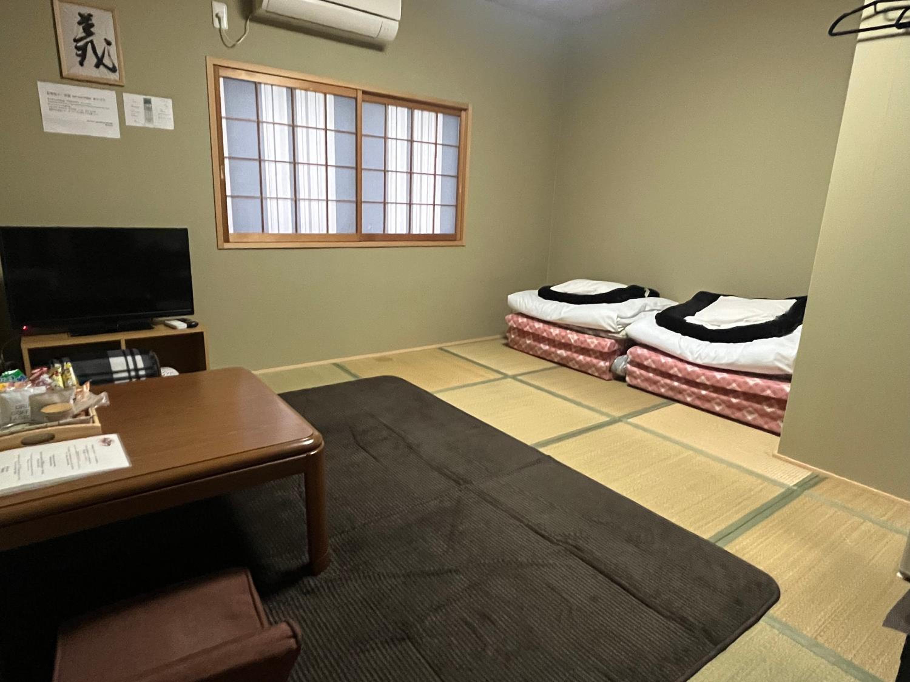 Local Japanese Stay & Sake Experience Namba area