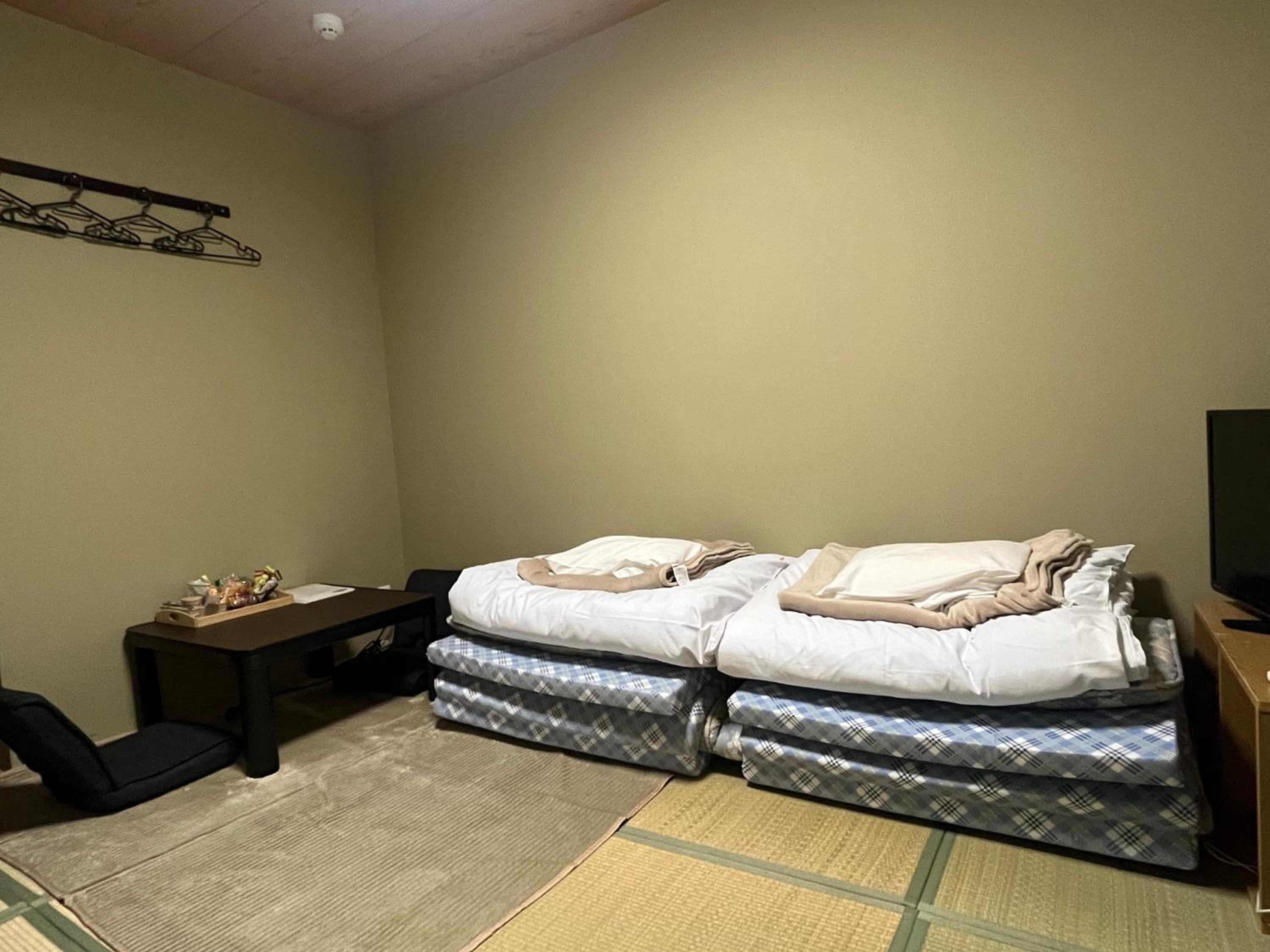 Local Japanese Stay & Sake Experience Namba area