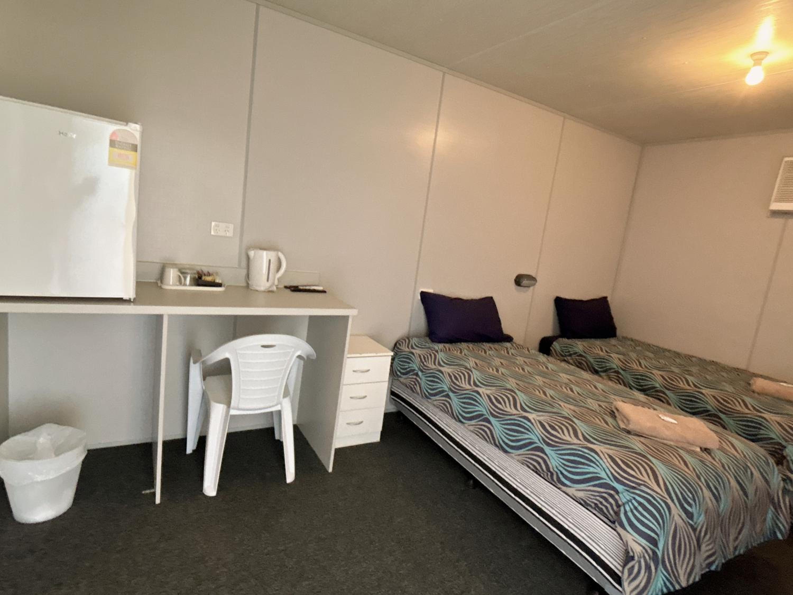 Lyndhurst Hotel motel SA Australia 5731