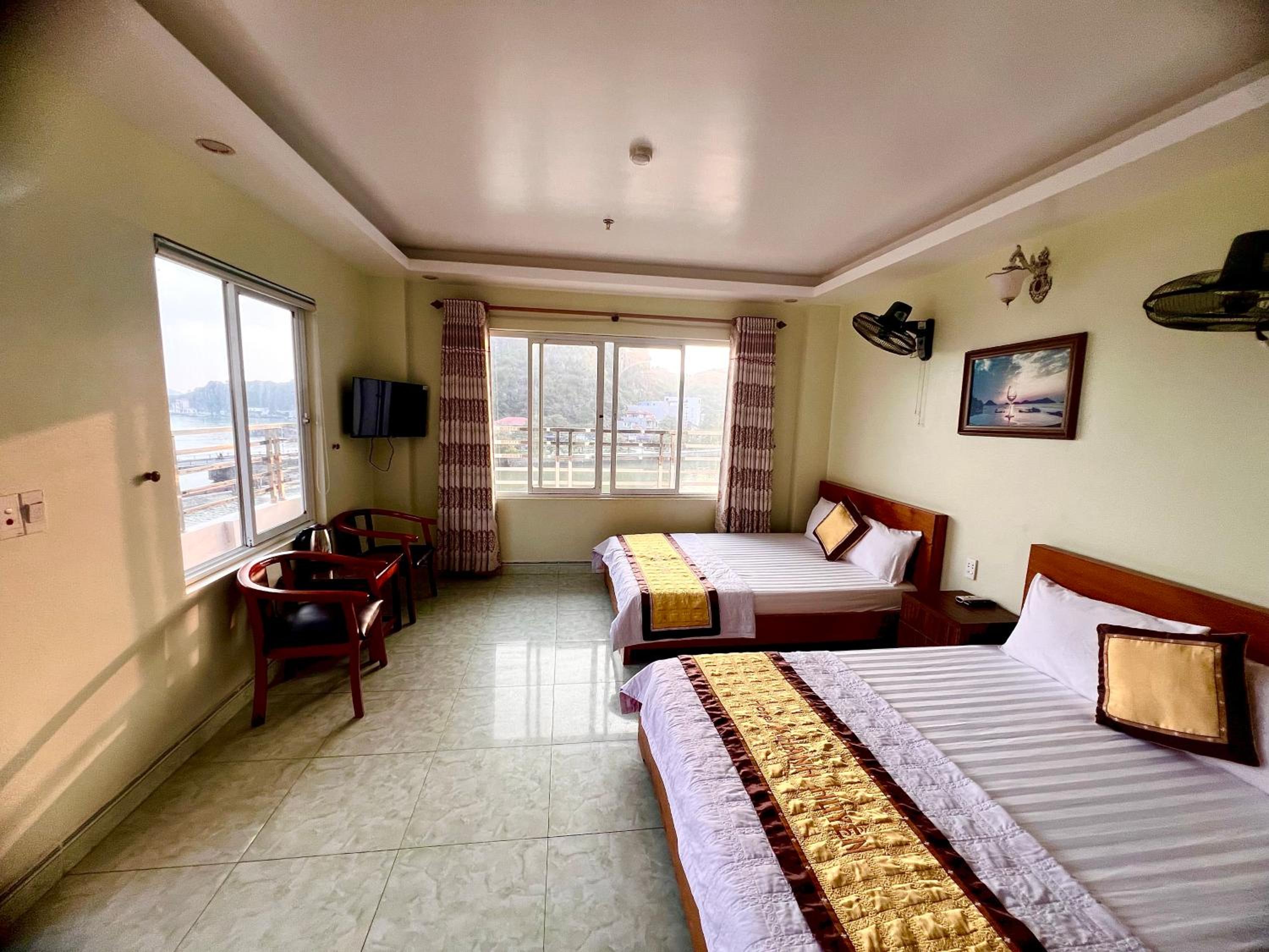 Vân Thái Dương Hotel Cát Bà view 5