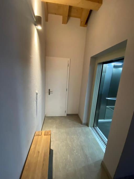 Penthouse spa access , 6 bedroom, 6 baths by Jolidi