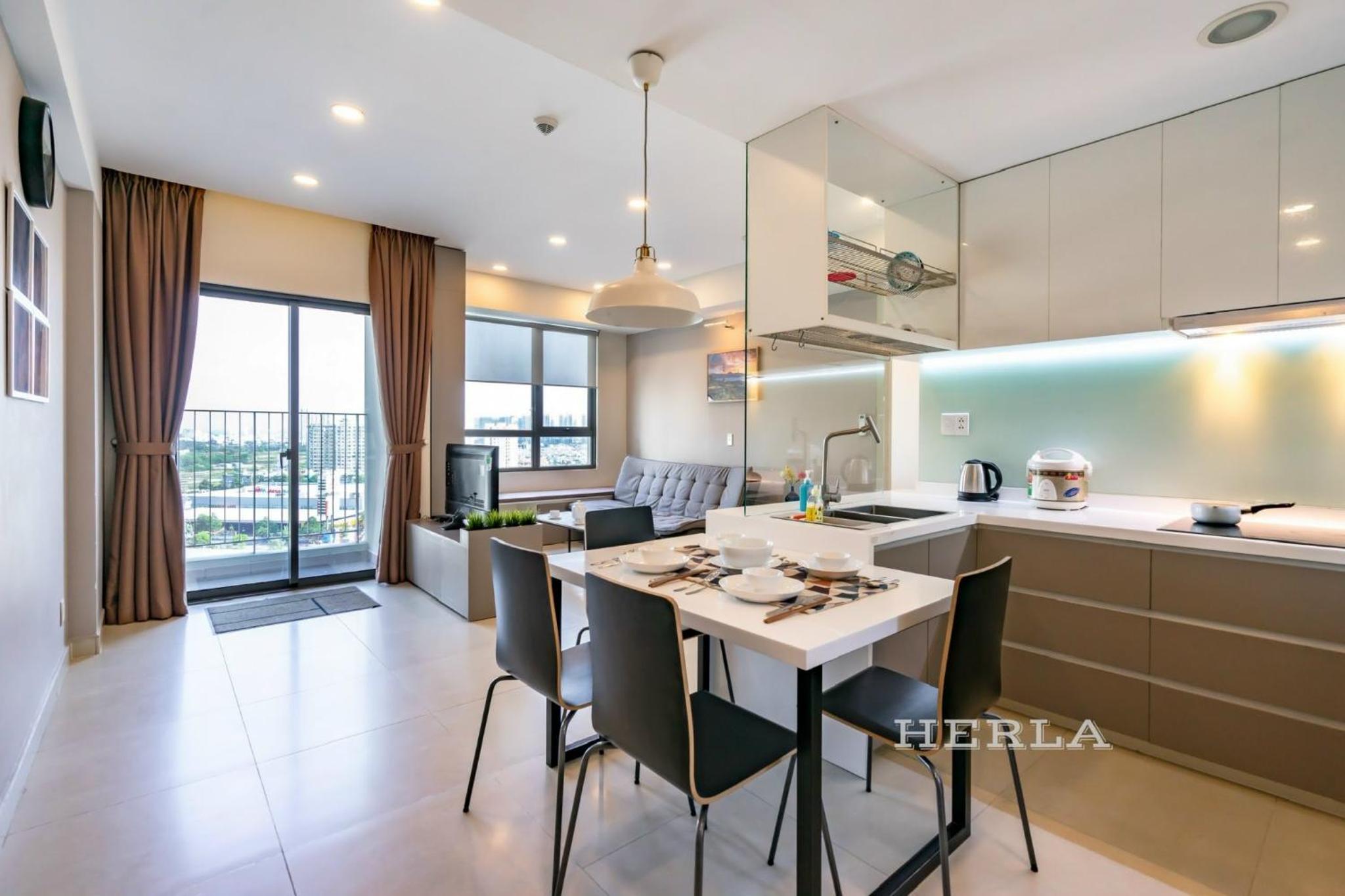 Masteri Thao Dien luxury apartment with beautiful view, fully furnished, near the city center