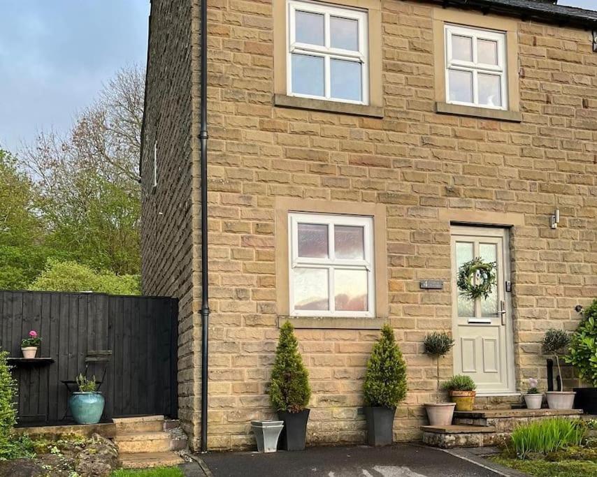 Olive Holiday Cottage Matlock
