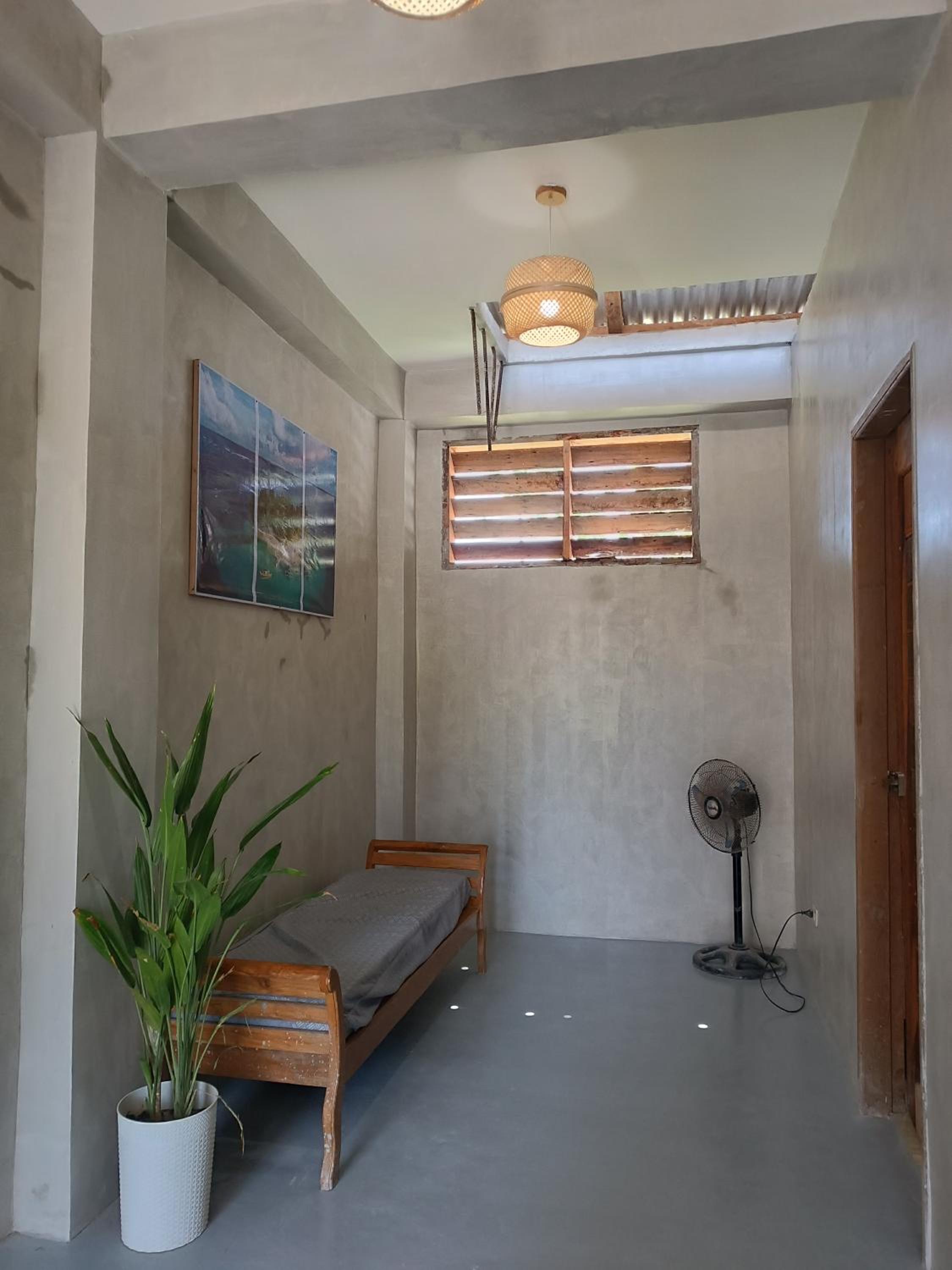 Perona Walk-in suite view 4