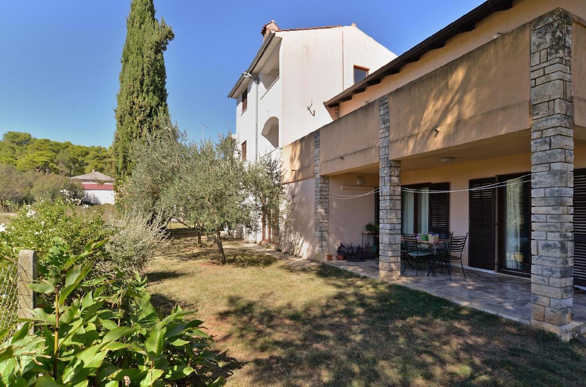 Ferienwohnung für 4 Personen ca 50 qm in Pula, Istrien Istrische Riviera - b54484 view 3