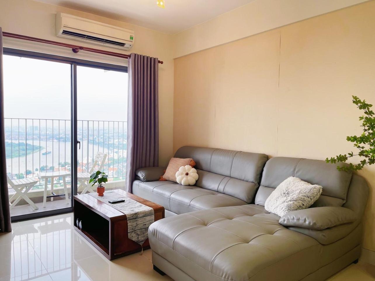 Masteri Thao Dien luxury apartment with beautiful view, fully furnished, near the city center