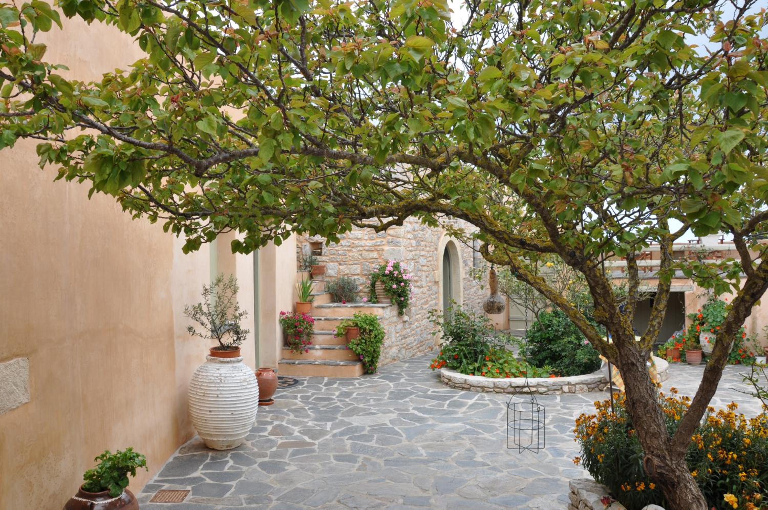 Domus Arch Stone House view 5