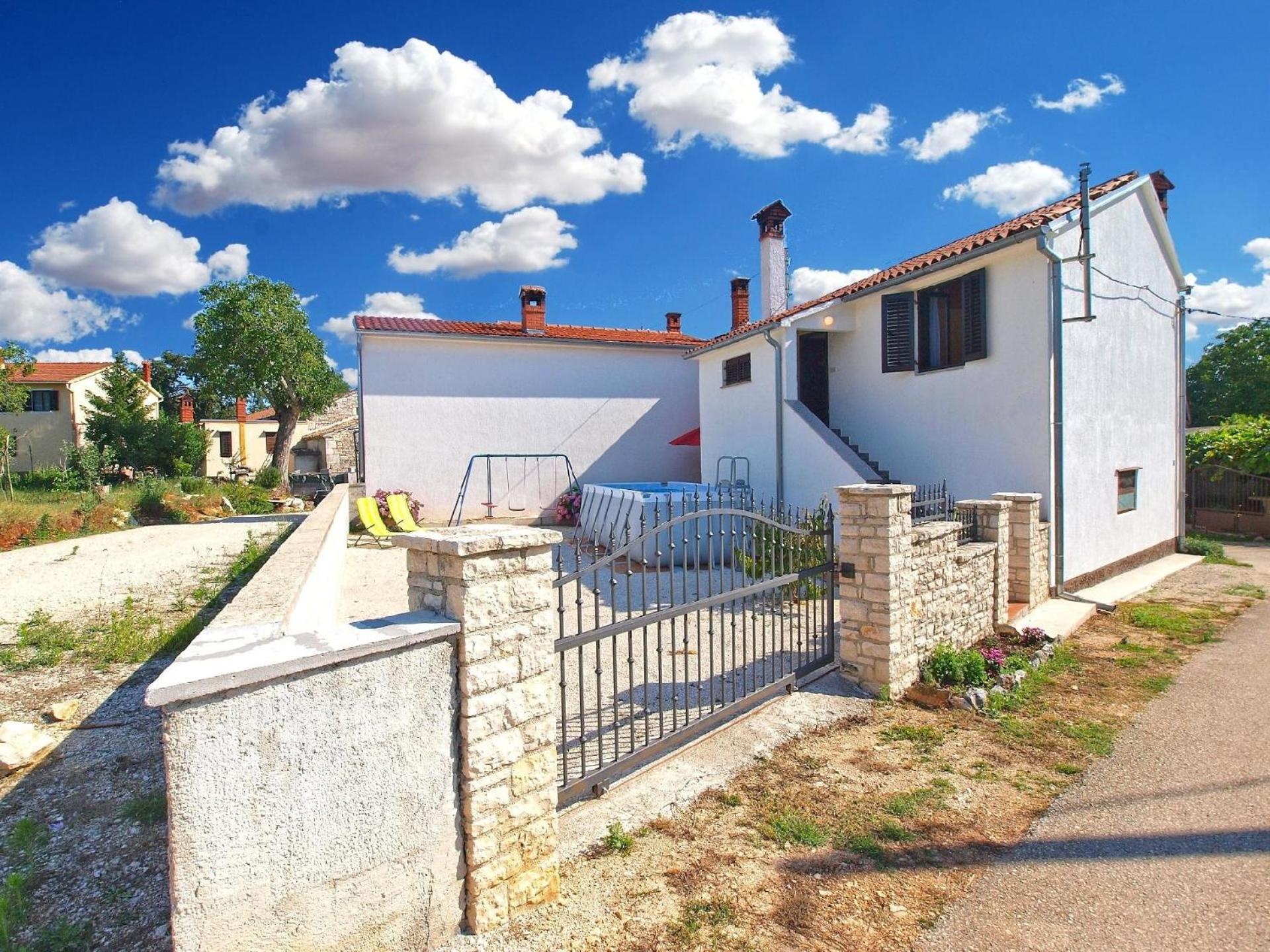 Ferienhaus mit Privatpool für 4 Personen ca 40 qm in Pajkovići, Istrien Binnenland von Istrien view 4