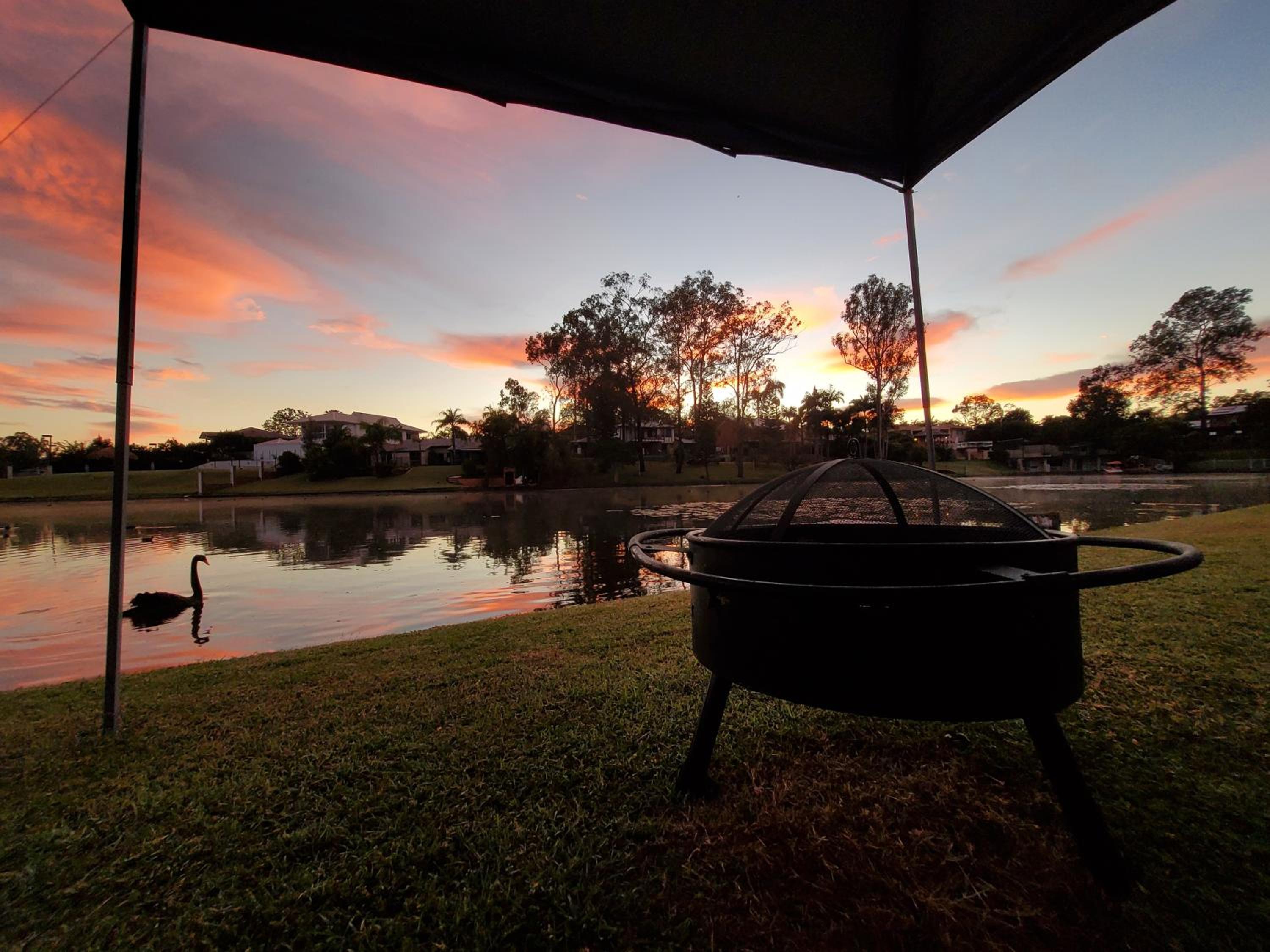 Serene Lakefront Villa, Westlake, Brisbane