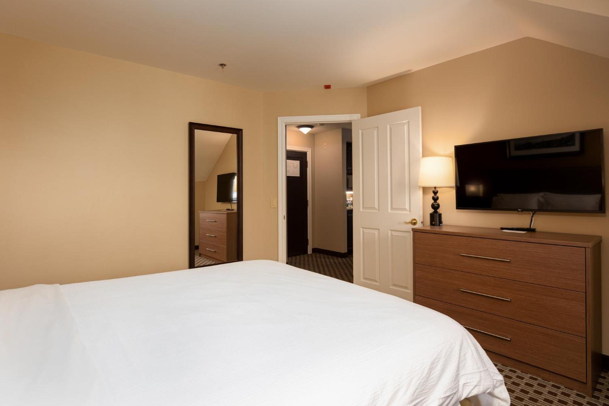 Holiday Inn Express & Suites Tremblant by IHG