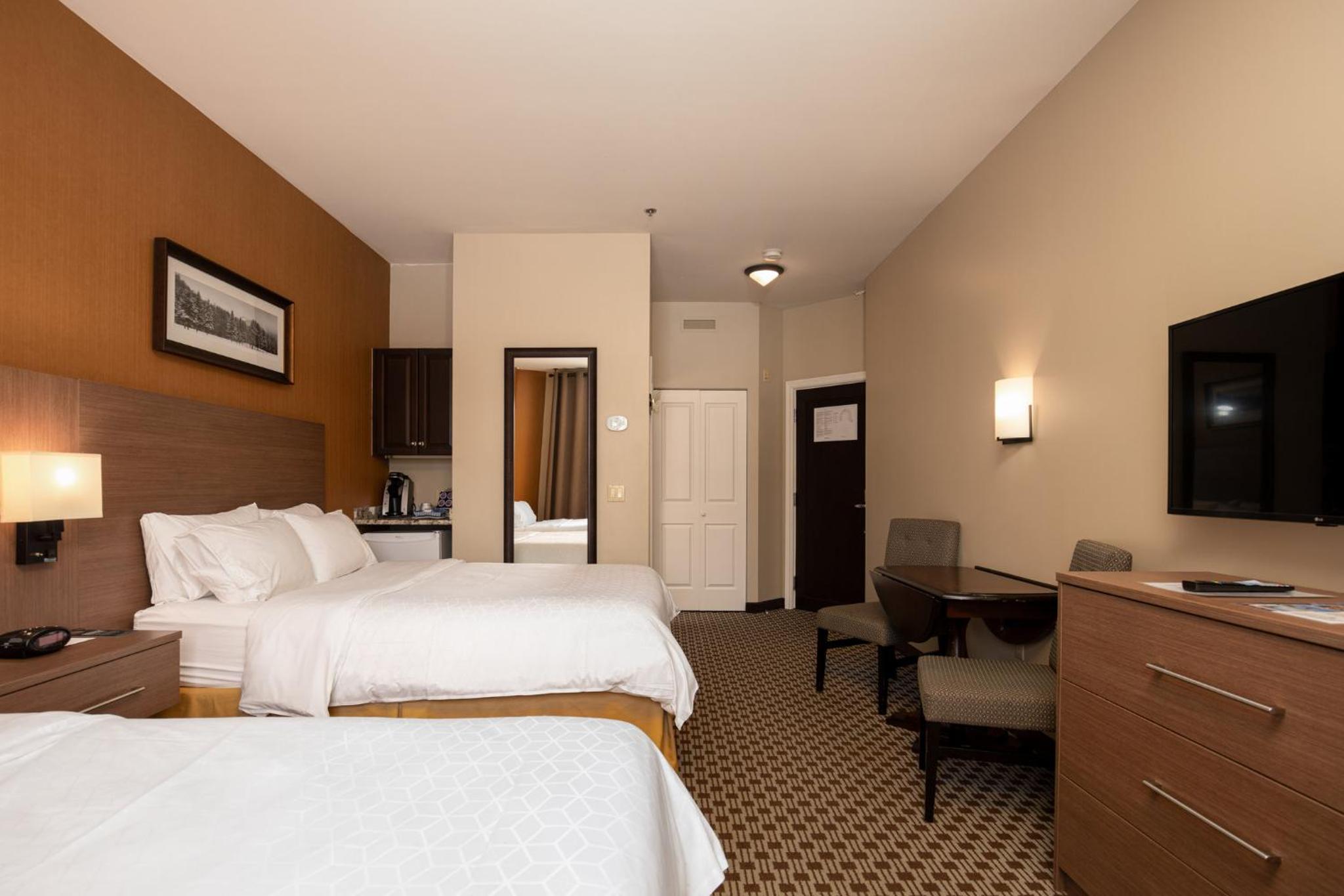 Holiday Inn Express & Suites Tremblant by IHG