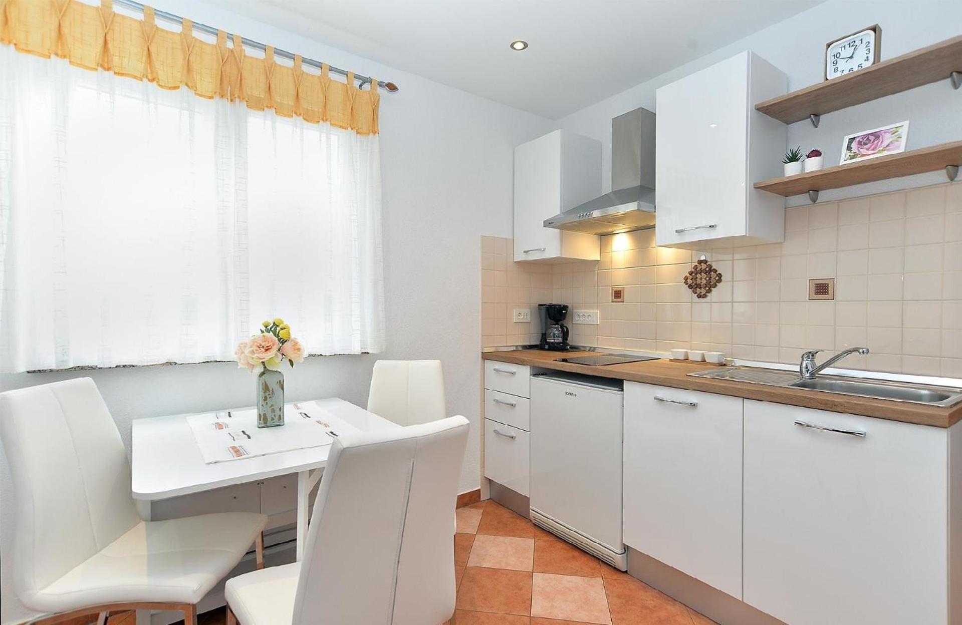 Ferienwohnung für 3 Personen ca 27 qm in Rovinj, Istrien Istrische Riviera view 2