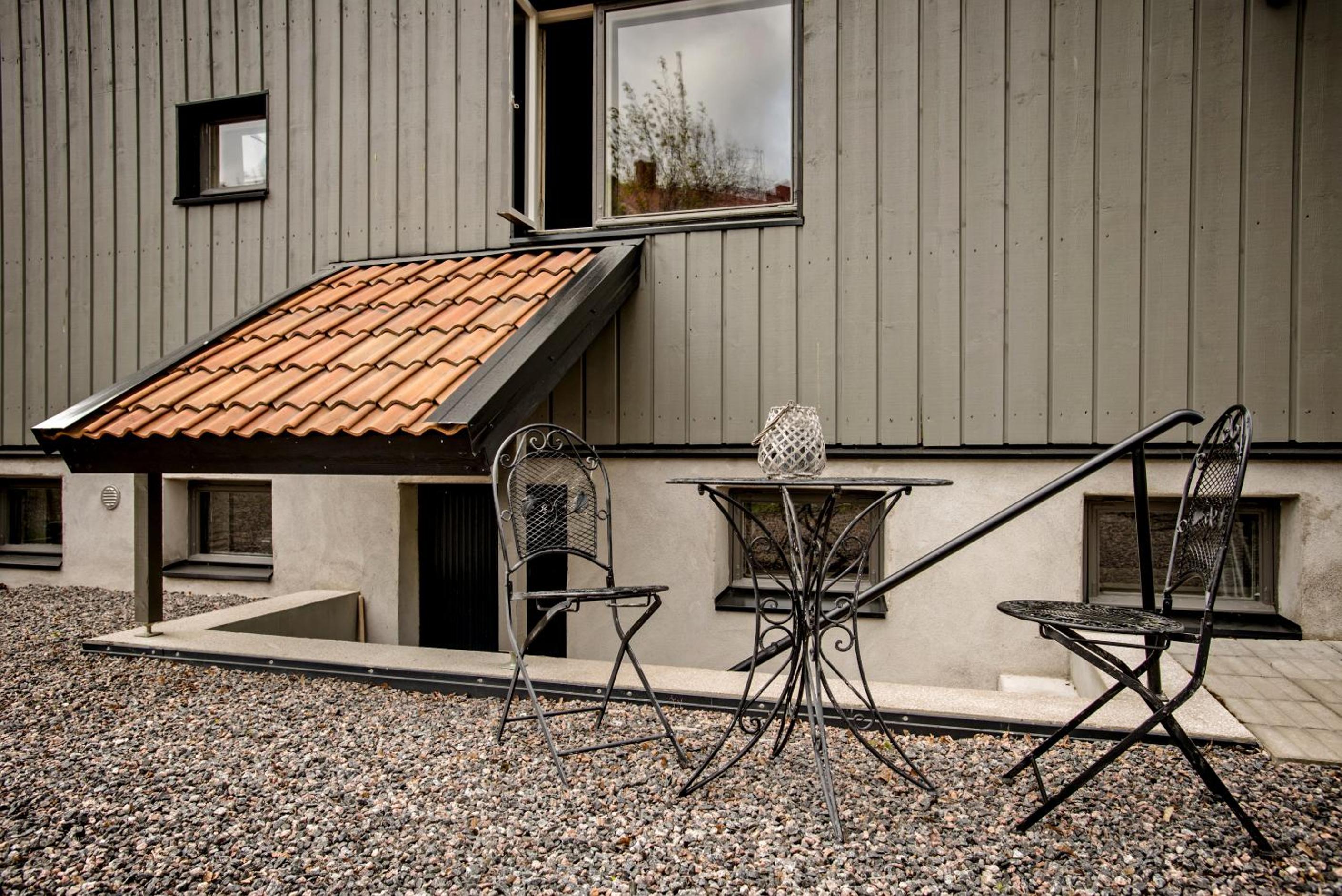 Vivante Basement Accommodation